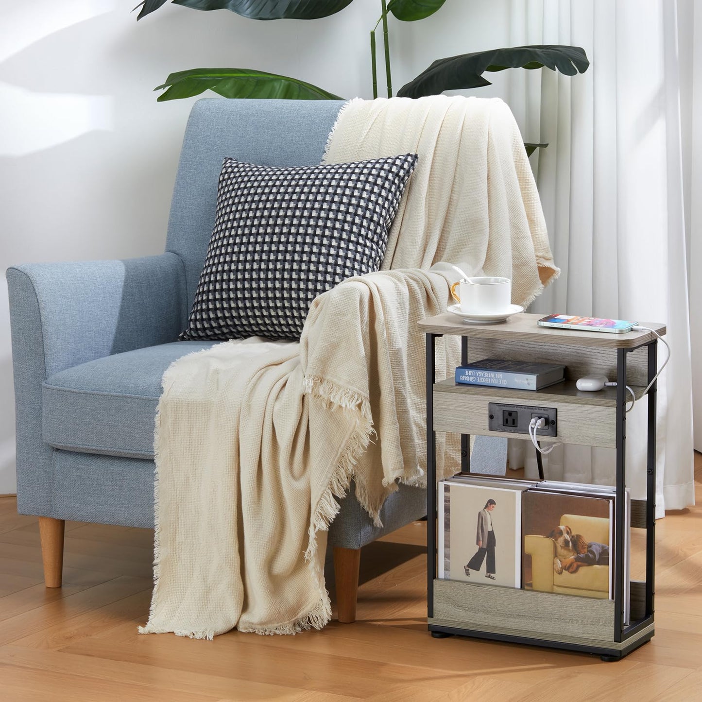 YEAKOO Narrow Side Table with Charging Station, 3-Tier End Table with 2 USB Ports & Power Outlets,Thin Sofa Side Table for Narrow and Small Spaces, Bedside Table Nightstand for Living Room,Oak