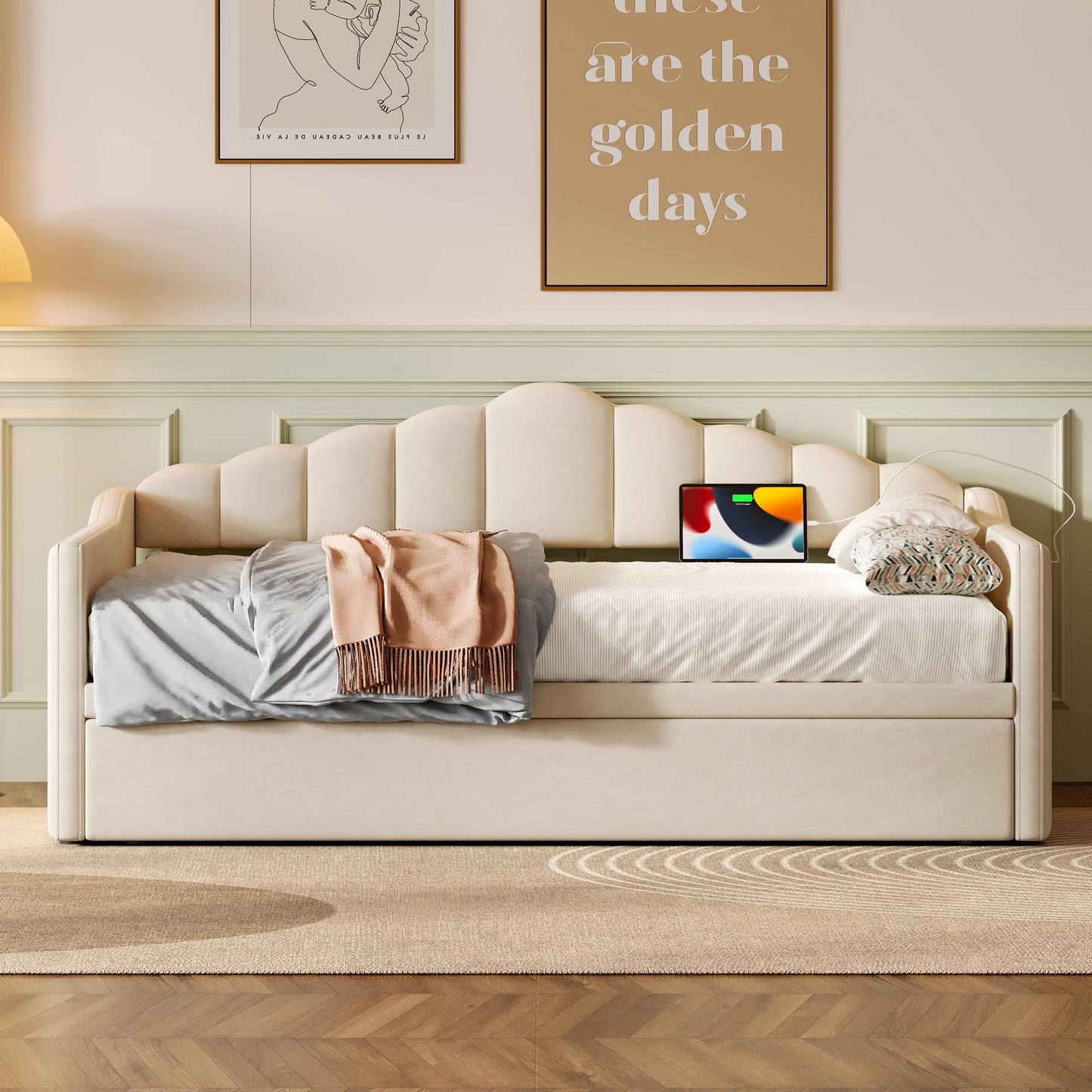Twin Size Upholstered Daybed with Pop up Trundle,Velvet Day Bed Frame with USB and Side Pockets,Twin to King Daybed, Tufted Sofa Bed for Bedroom,Living Room,Guest,Beige
