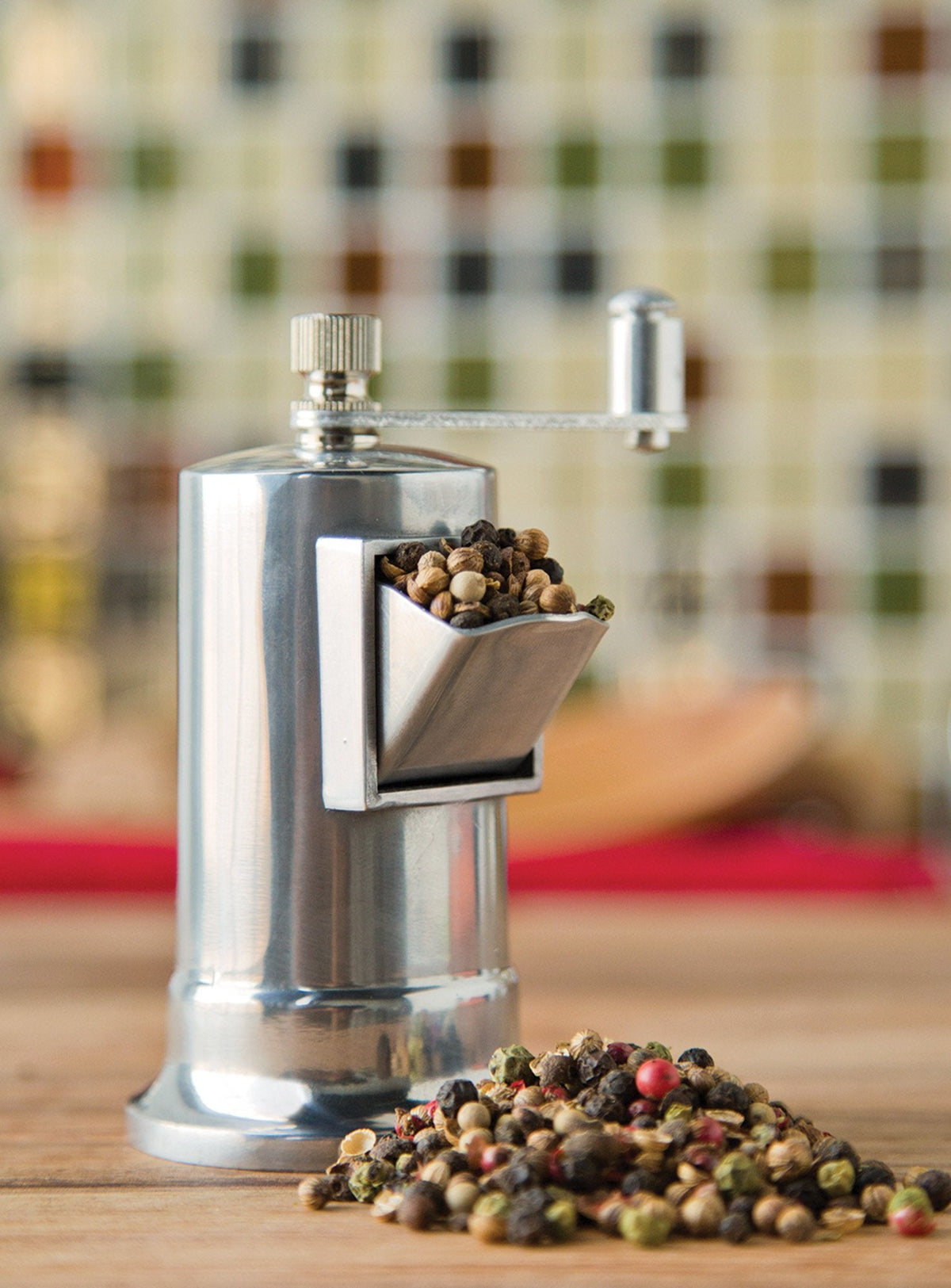 Fox Run Salt and Pepper Mill, Manual Spice Grinder With Hand Crank, 2.25" x 4.25"