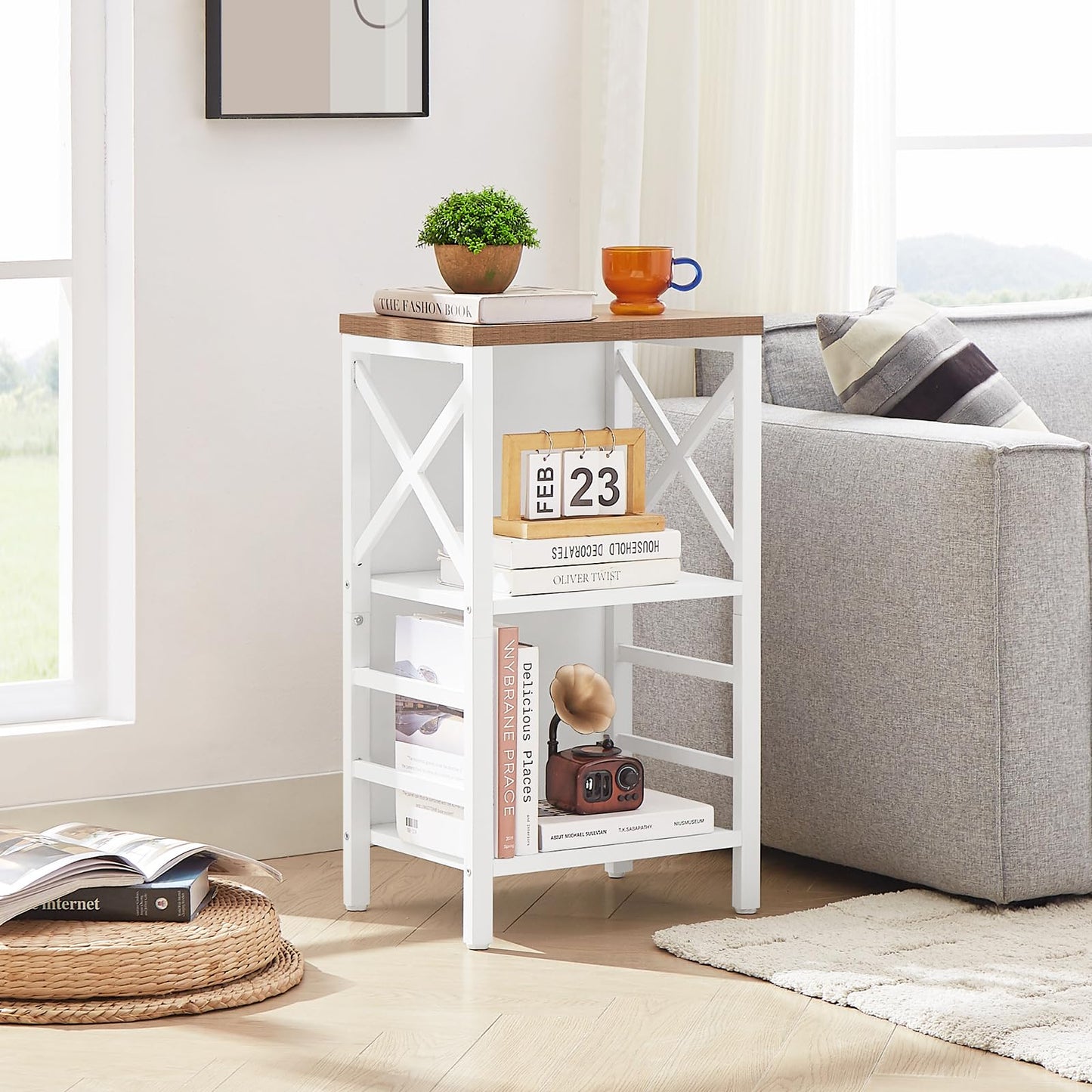 MNEETRUNG Small Bookshelf,3 Tier Industrial Bookcase with Metal Frame and Backboard,Low White Book Shelf,Book case for Small Spaces,Living Room,Bedroom and Home Office