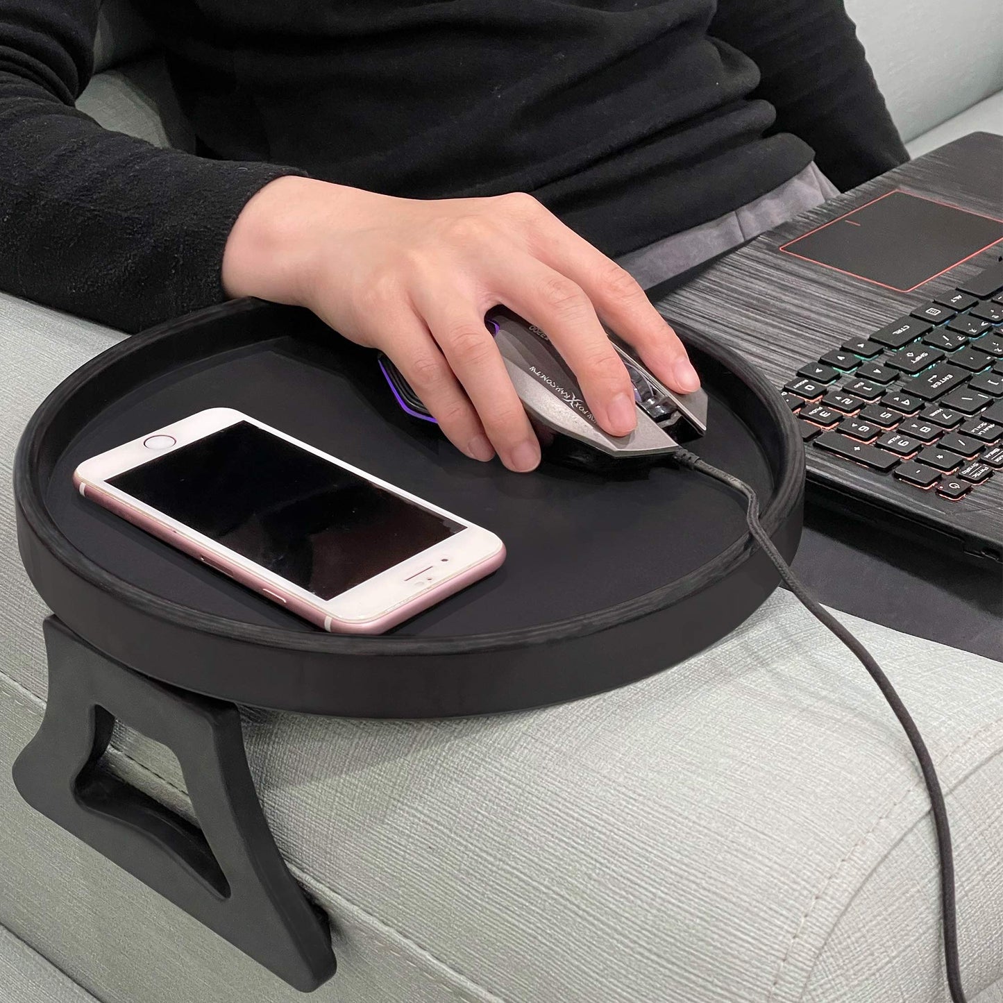NDL Sofa Armrest Clip Table – No-Slip Couch Tray for Drinks, Snacks, Remote, Gamepads, Adjustable Armchair Table for Living Room, Bedroom, Dorm – Fits Most Armrests