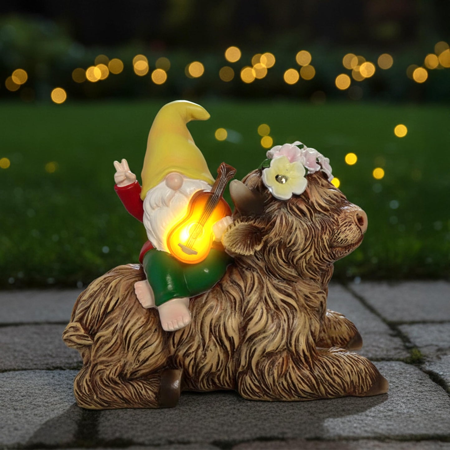 GudaAphrmix Spring Garden Paly The Violin Gnome Highland Cow Solar Statues, Summer Gnome Outdoor Resin Sculpture Decor for Home Table Patio Lawn Yard Porch Balcony, Housewarming