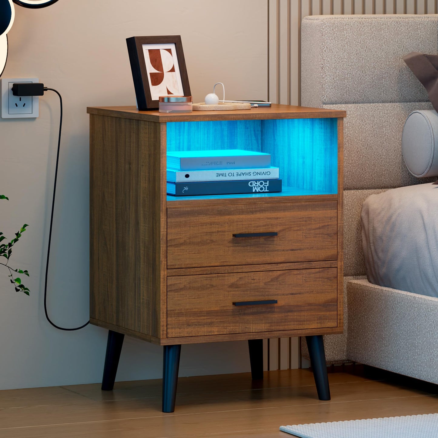 LVSOMT Nightstands Set of 2, Nightstand with Charging Station and USB Ports, Rustic Brown Bedside Table with Open Shelf, Mid Century Modern Nightstand with 2 Drawers, Night Stands for Bedroom