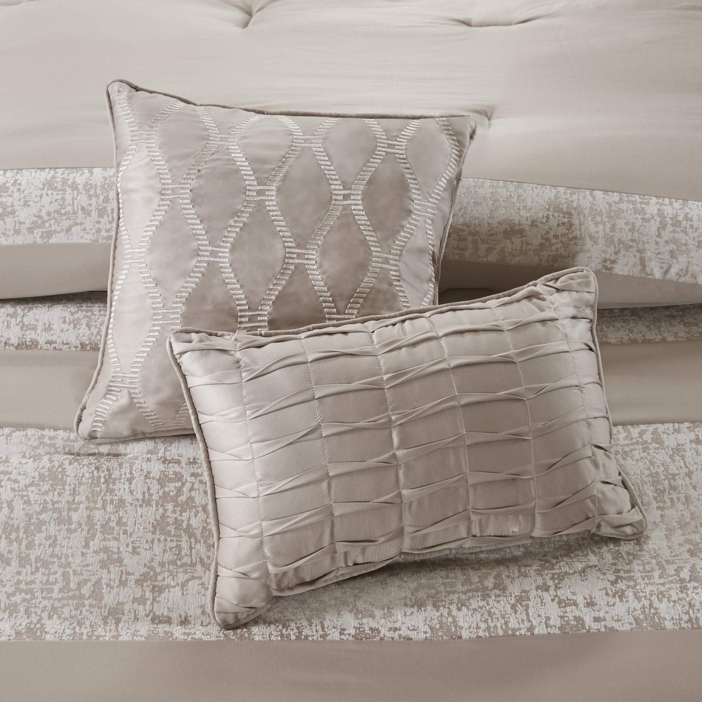 Madison Park Luxury Comforter Set-Traditional Jacquard Design All Season Down Alternative Bedding, Matching Bedskirt, Decorative Pillows, King(104"x92"), Ava, Pieced Taupe 7 Piece