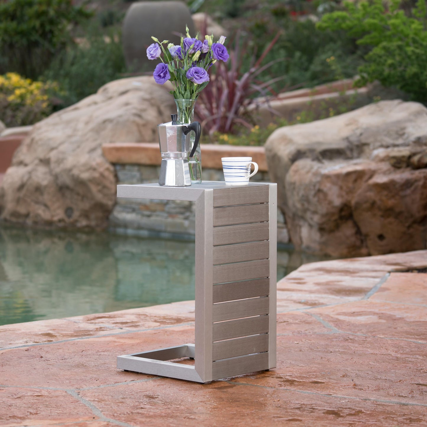 Christopher Knight Home Cape Coral Aluminum C-Shaped End Table, Silver
