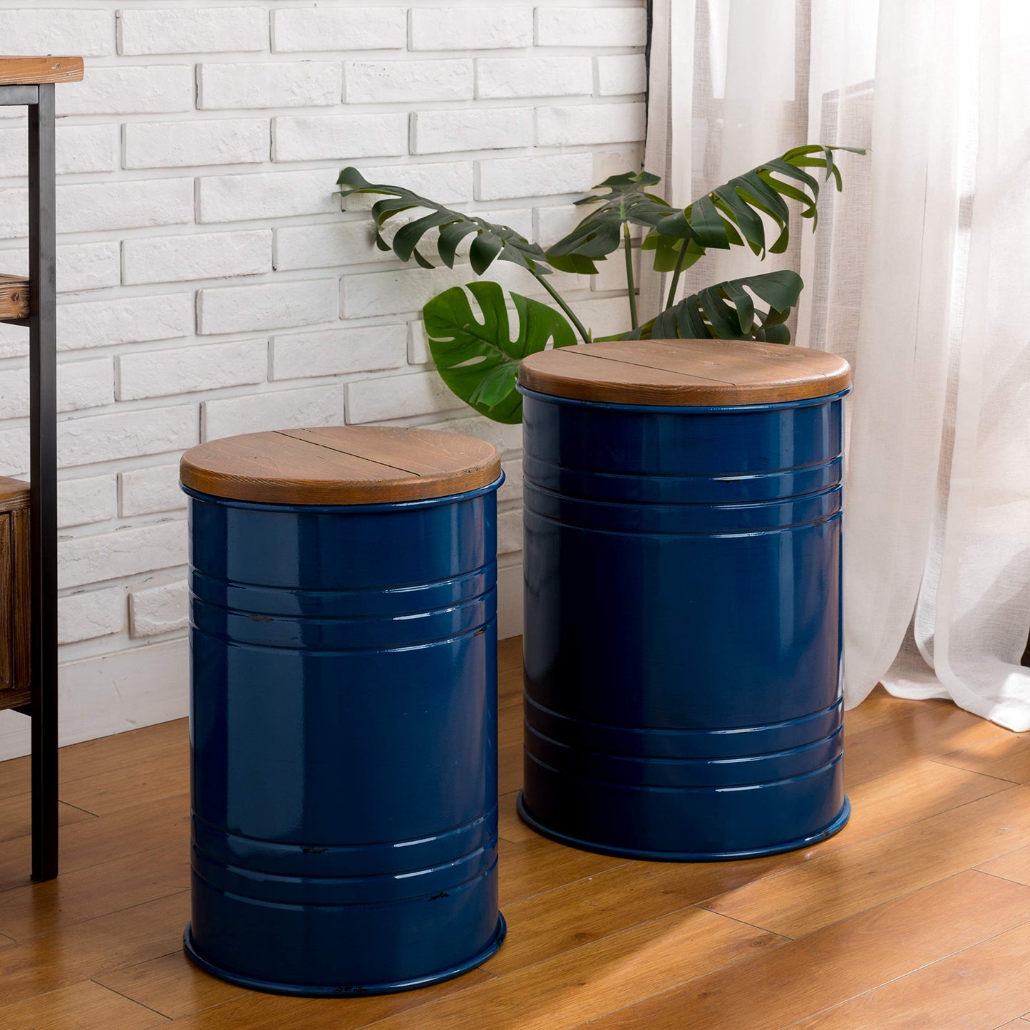 Glitzhome Rustic Storage Ottoman Seat Stool, Farmhouse Nesting End Table, Galvanized Barrel Metal Accent Side Table Toy Box Bin with Round Wood Lid for Living Room, Set of 2, Navy Blue