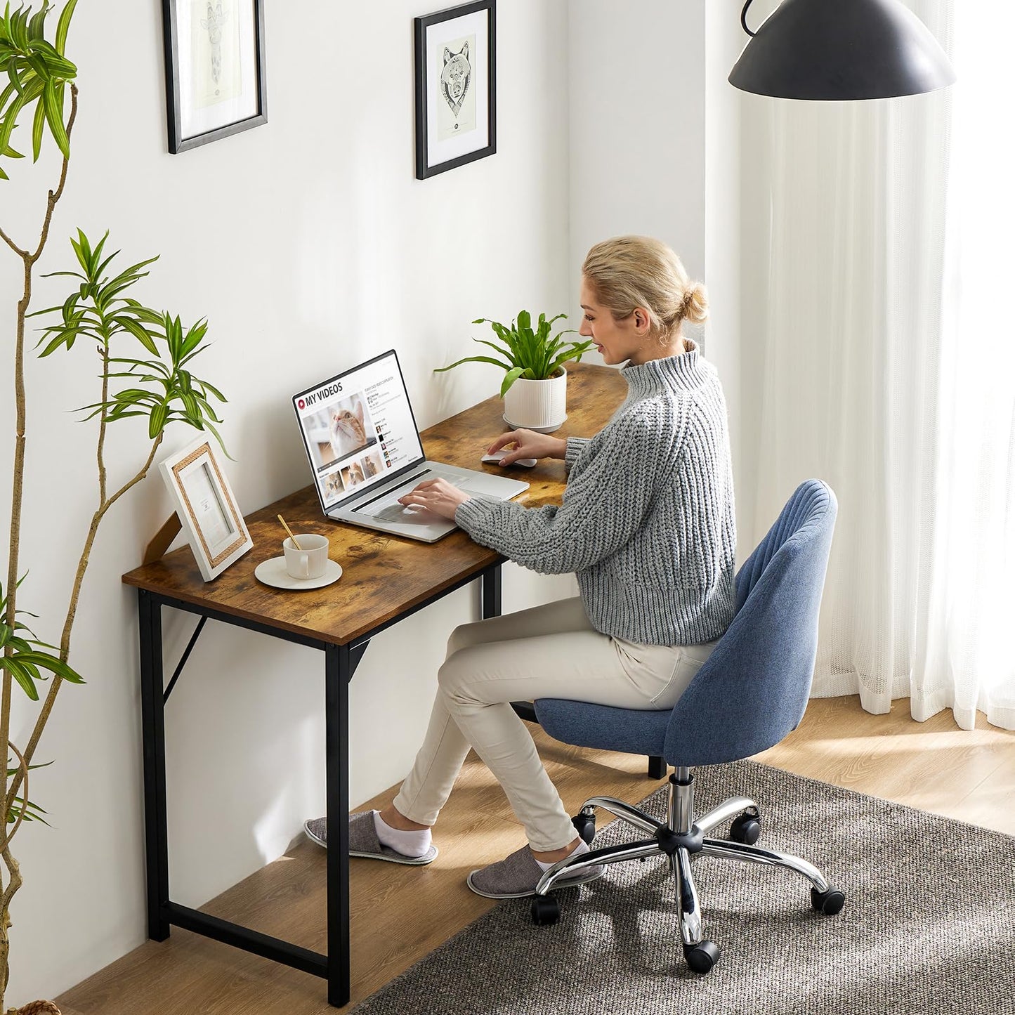 Sweetcrispy Computer Small Office Desk 40 Inch Student Study Writing Work with Headphone Hooks & Storage Bag Modern Simple PC Home Bedroom Table, Rustic Brown