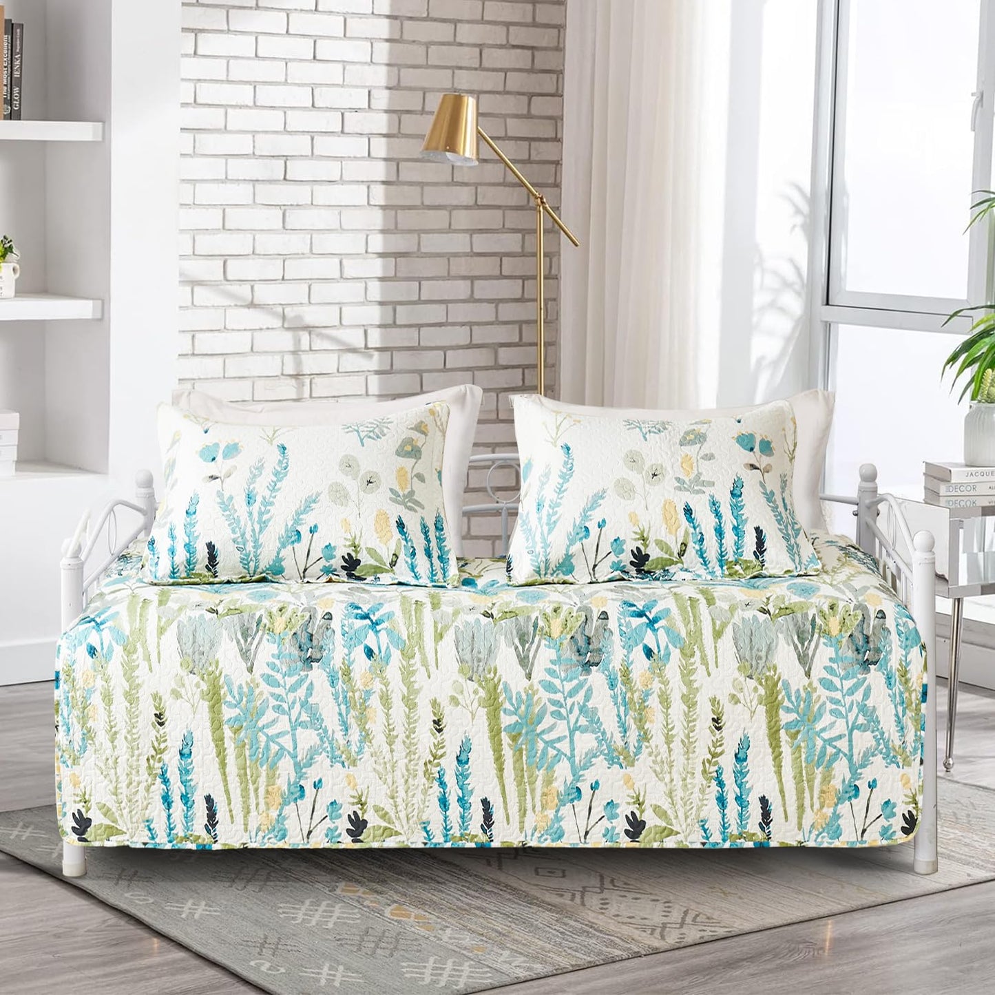 Jarson 3 Pcs Floral Daybed Cover Set Twin Size Green White Flower Sofa Cover Bedding Sets Double Side Bed Set for All Season Botanical Pattern Daybed Quilt Set with Pillow Shams