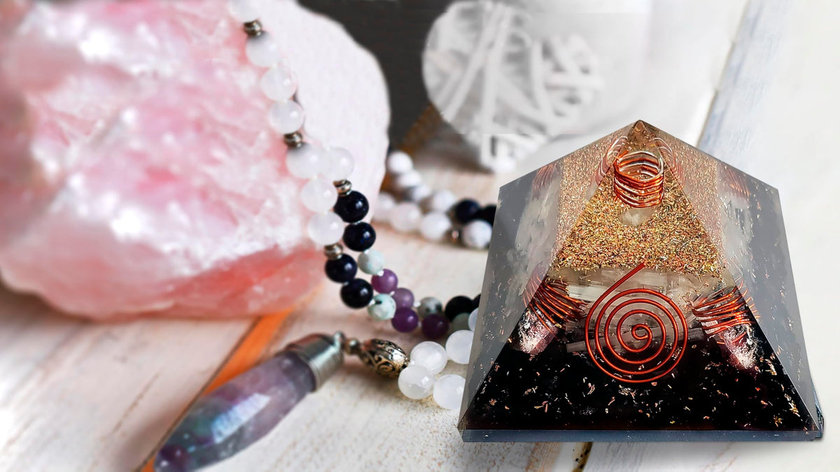 Orgonite Crystal Pyramid with Copper Coil Quartz and Shungite – Handmade Orgone Energy Pyramid for Meditation & Home Décor