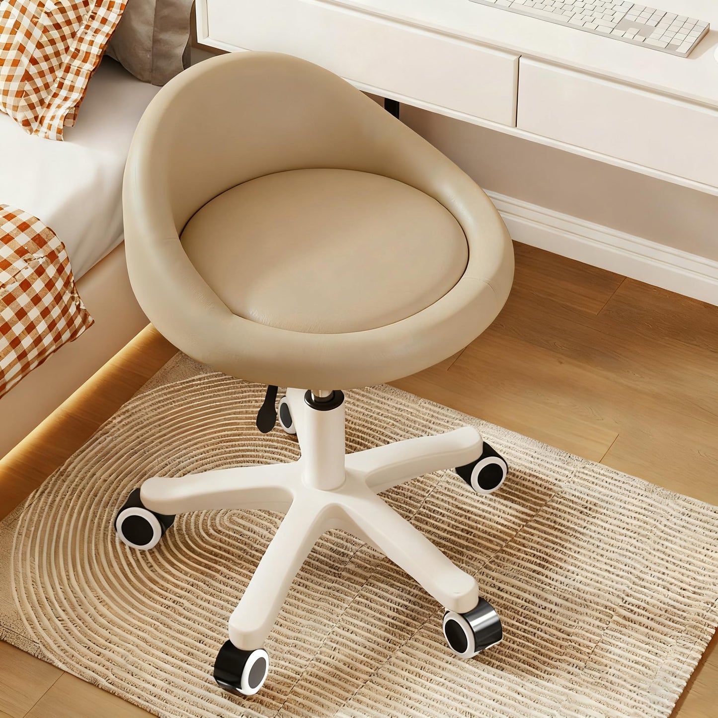 Rolling Stool – Ergonomic Swivel Seat, Adjustable Height, Ultra-Quiet Wheels, Padded PU Leather Cushion, for Salon, Office, Massage & Medical Use Khaki