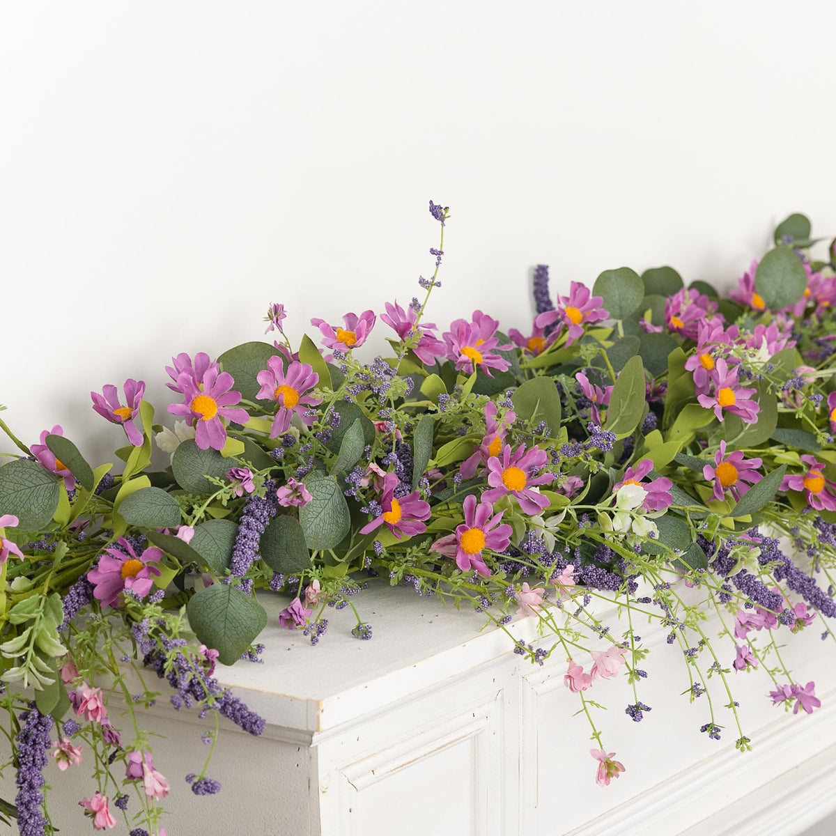 YUGALI Summer Garland, 6ft Eucalyptus Lavender Daisy Wildflower Vine