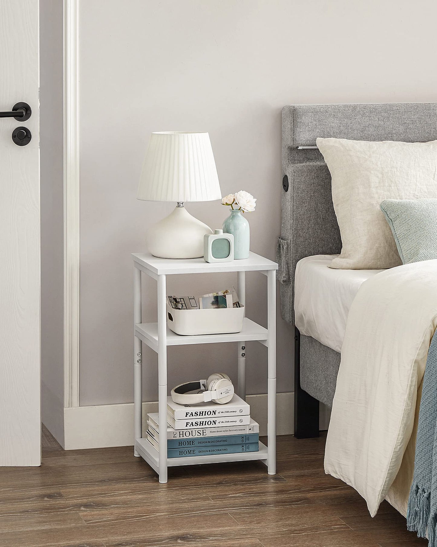 VASAGLE BARNET Collection - Side Table, Small End Table for Living Room, Modern Tall Nightstand, Bedroom, Office, Bathroom, Steel Frame, Cloud White ULET273W14