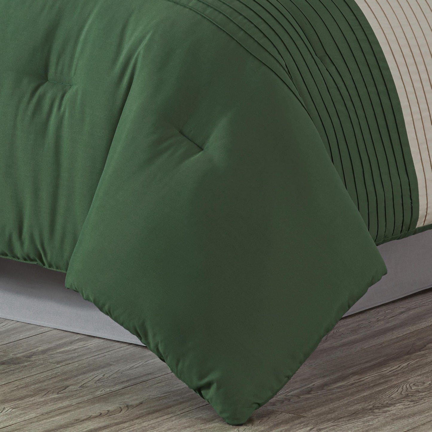 Chezmoi Collection Loft 8-Piece Oversized King Comforter Set, Forest Green/Gray/Cream Luxury Striped Bedding for All Season