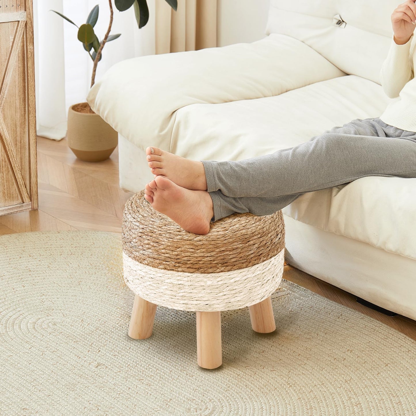 ALeesing Round Ottoman, Natural Seagrass Footstool with 4 Wood Legs, Multifunctional Modern Dressing Stool and Sofa Side Table for Bedroom (White)