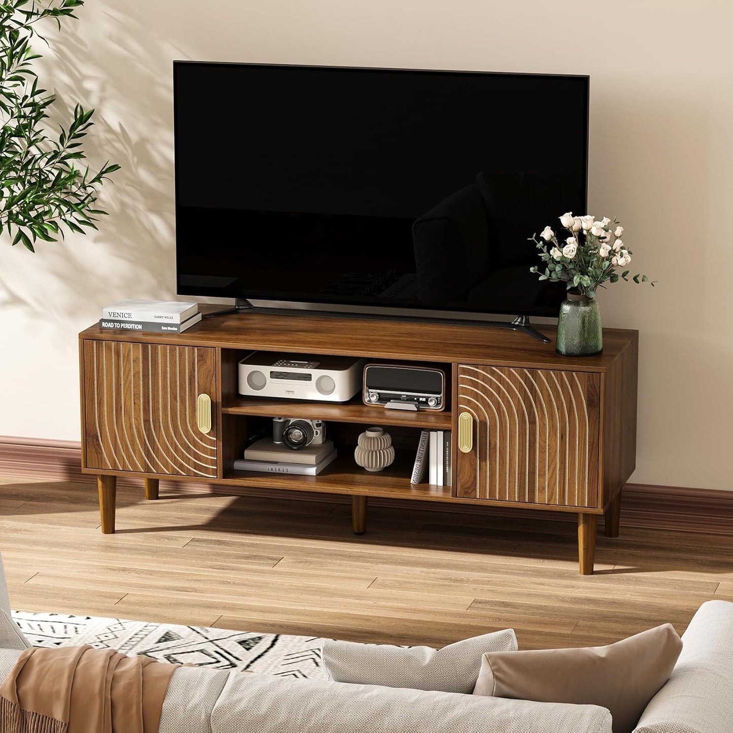 Algherohein 47" TV Stand for TVs up to 55 Inch, Entertainment Center with Storage and Adjustable Shelves, Modern Media Console for Living Room, Walnut