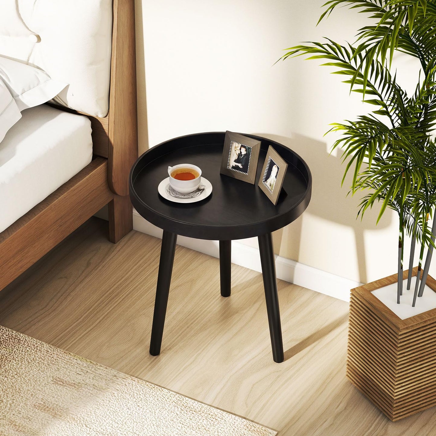 Giantex Round End Table, Mid Century Modern Side Table with Wooden Tray & Bamboo Legs, Sofa Couch Accent Table, Small Coffee Table for Small Space Living Room, Nightstand for Bedroom, Black