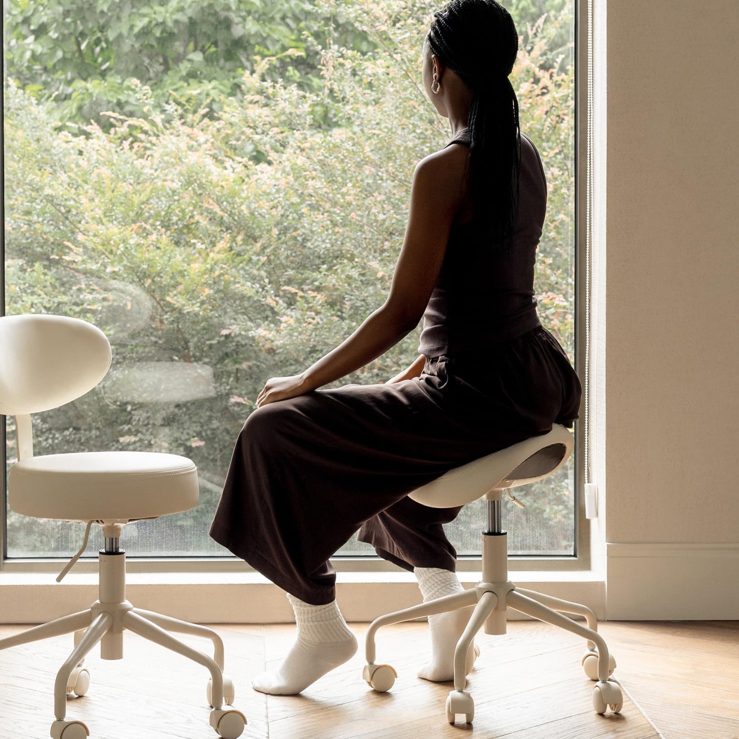 DR.LOMILOMI Adjustable Height Hydraulic Rolling Swivel Stool Chair with Metal Base and Faux Leather Cushion for Salon, Medical, Office and Home, 503 Kai Series, Saddle Seat, Vanilla