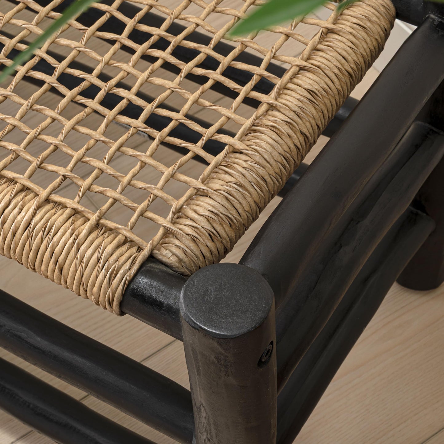 JONATHAN Y Chuck Bohemian Teak Wood Indoor Outdoor Accent Stool, 28" Handcrafted Backless Bench with Woven Synthetic Rattan Seat, Black Finish for Patio, Living Room, or Entryway STL3001B
