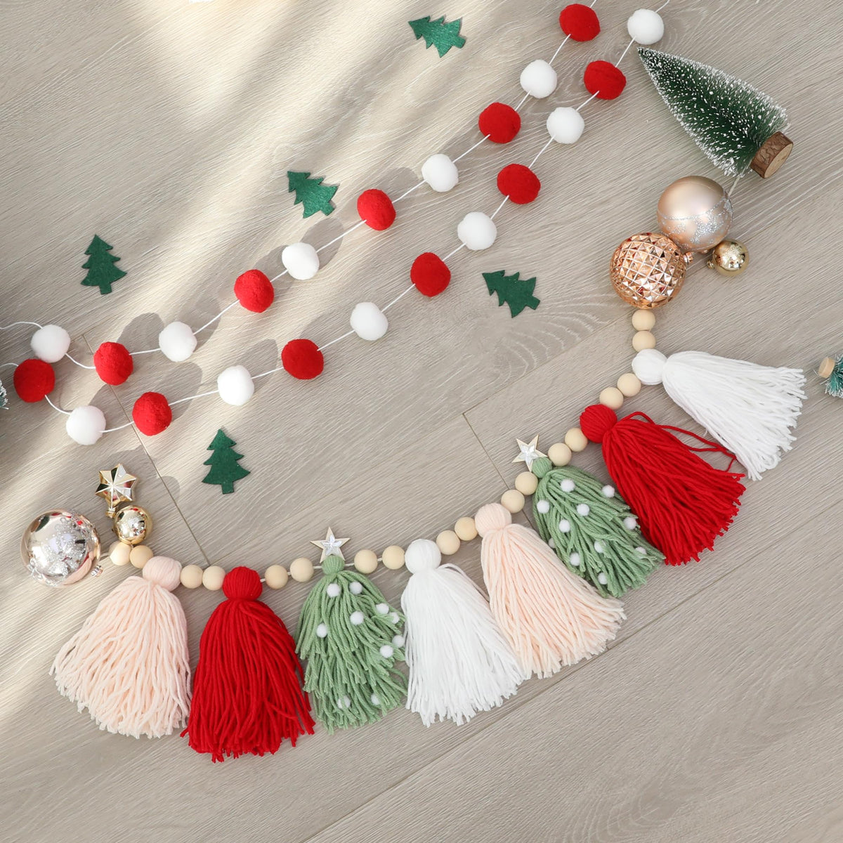 Christmas Tassel Garland Banner With Wood Beads And Pom Pom Garlands Wall Hanging Home Decor For Christmas