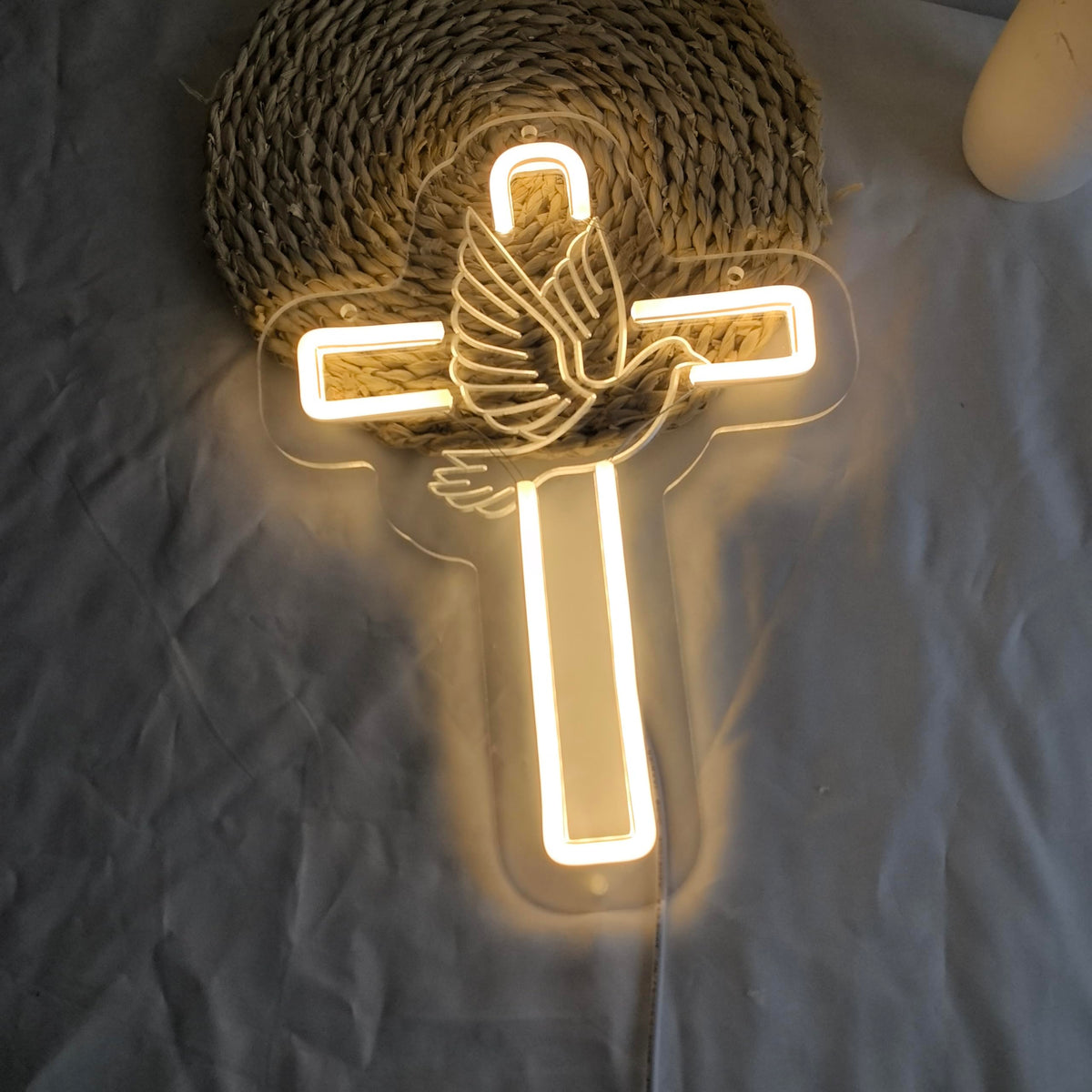 Dove of Peace Cross Neon Signs Jesus Neon Signs LED Wall Decor for Bedroom Living Room Weddings, LED Light Sign for Home Decor, Religious Events, Christmas Easter Celebrations Gifts