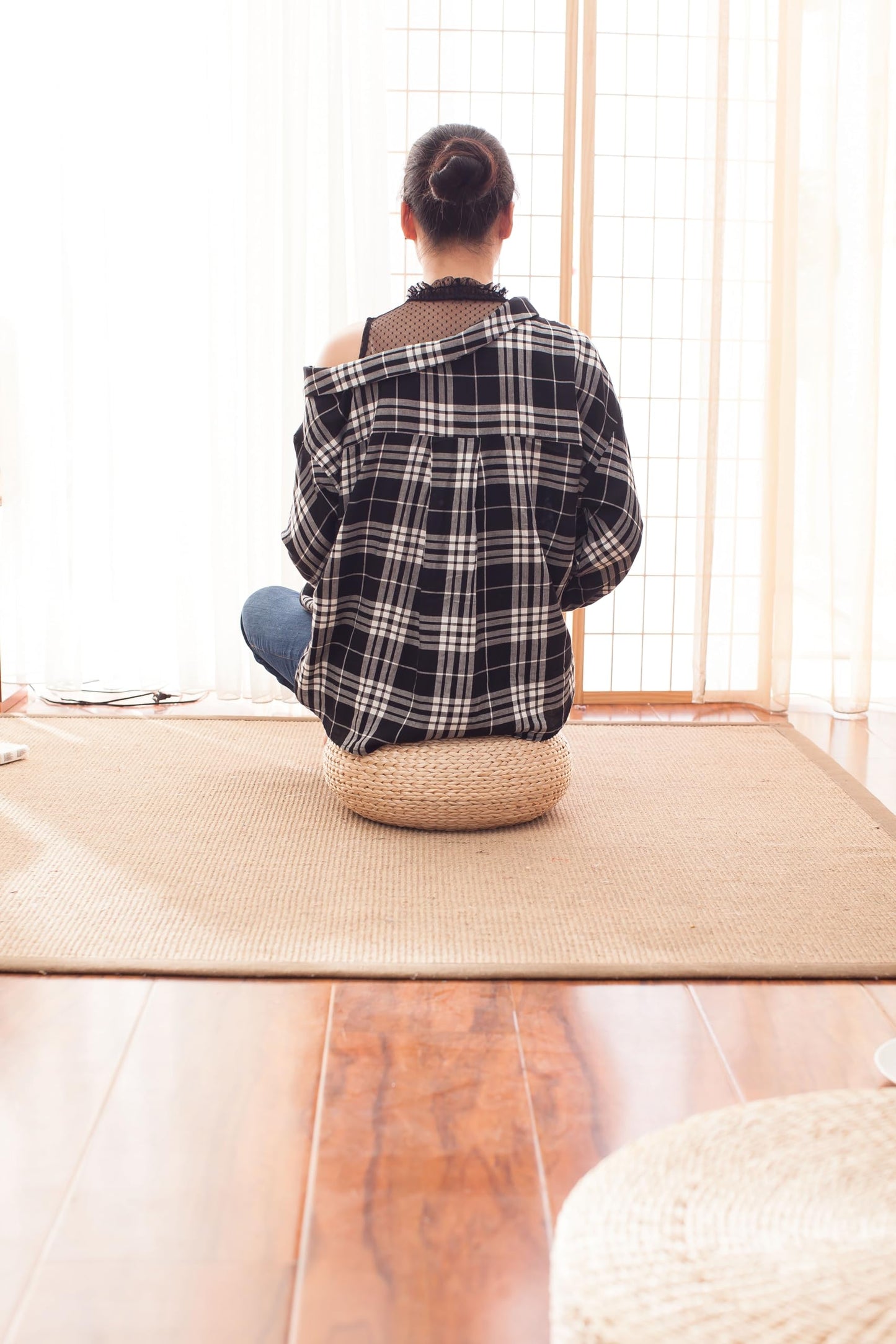MAHAO Straw Flat Seat Cushion, Handmade Floor Pouf Mat, Ottoman Footstool for Meditation, Zen, Yoga Practice or Buddha (15.7" Dia. x 6.3" H)