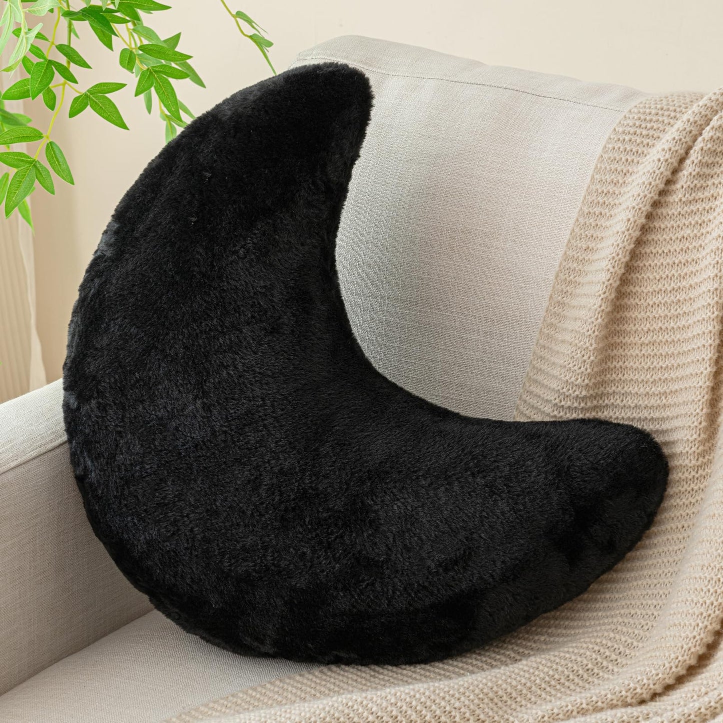 Znhinery Moon Pillow, Decorative Throw Pillows with Soft Faux Rabbit for Bed Couch, Moon Shaped Pillows Plush Floor Cushions Room Decor Pillow for Sofa Bedroom Living Room