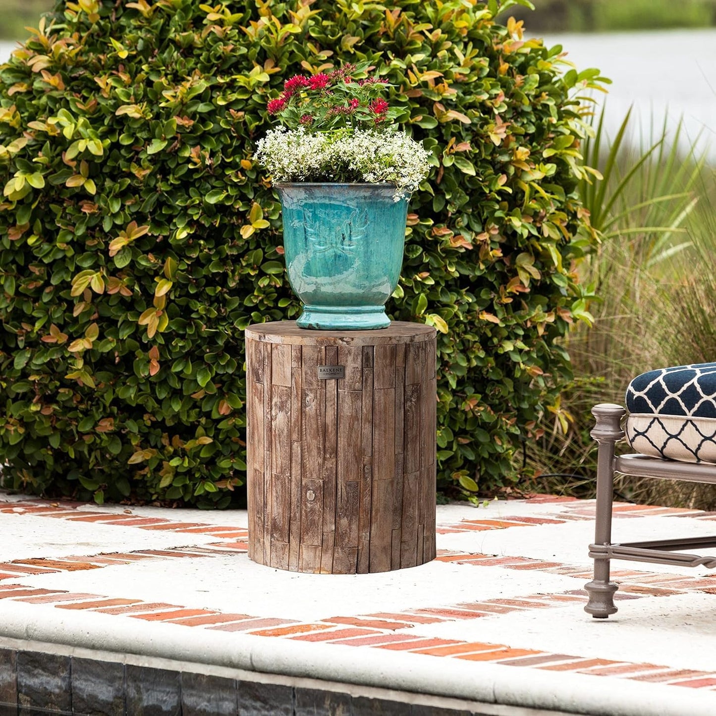 Balkene Home Elyse Round Rustic Garden Stool – Solid Wood Outdoor Seat & Side Table, Portable Patio Furniture with Seasoned Patina Finish, Versatile for Gardening, Entertaining & Décor