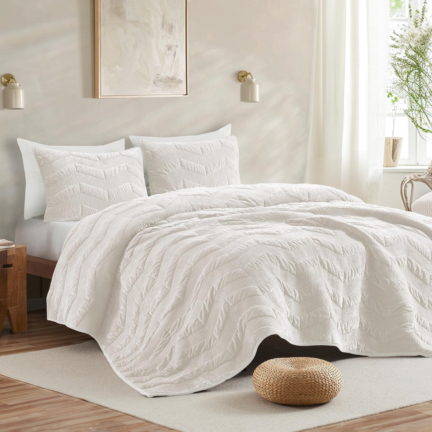 SHALALA Velvet Quilt Set Queen Size,Ultra Soft Luxury Lightweight Summer Velvet Comforter Set, Oversized Bedspread Coverlet with 2 Shams Geometries Pattern,for All Season(Ivory,Full)