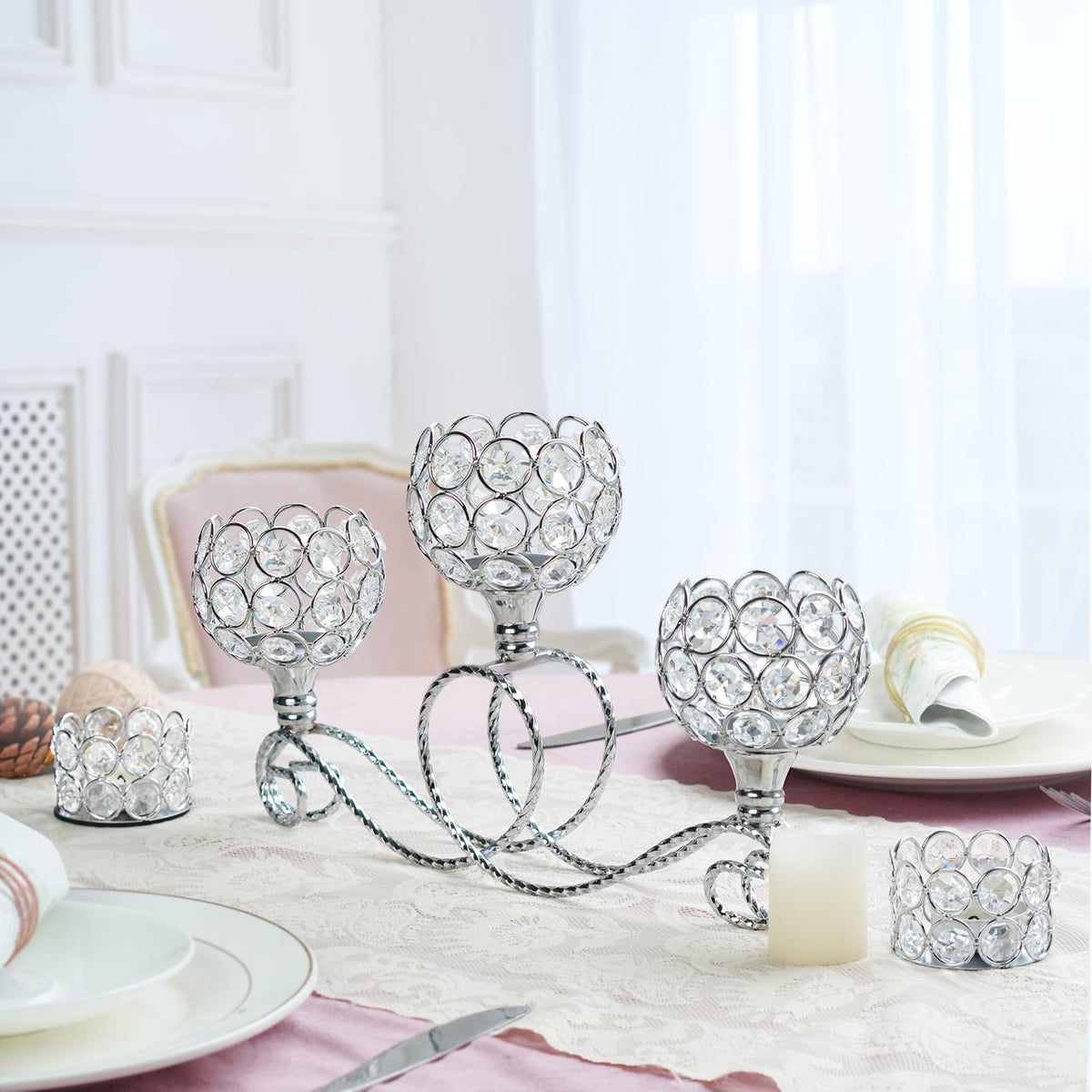 Gold/Silver Metal Crystal Tea Light Candle Holder, Elegant Wedding Table Centerpiece 3/5 Arm Crystal Candle Holder, Christmas Votive Candle Holder for Wedding Living Room Decor (Silver, 1pc-3 Arm)
