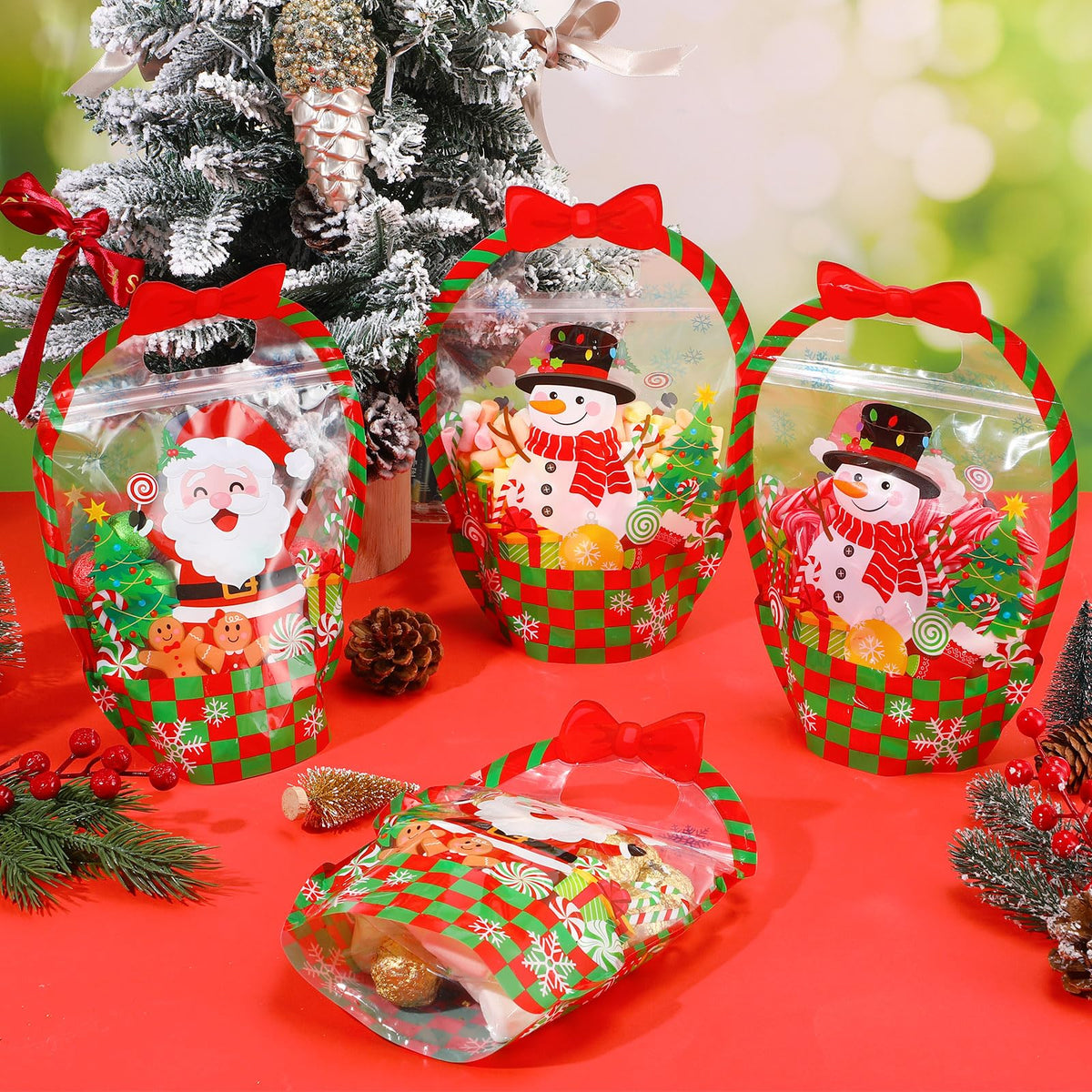 Fuutreo 50 Pcs Christmas Gift Bags Transparent Santa Sealing Pouches with Handles Resealable Merry Christmas Plastic Favor Bags for Holiday Party Candy Gift Wrapping Supplies Decoration(Xmas)