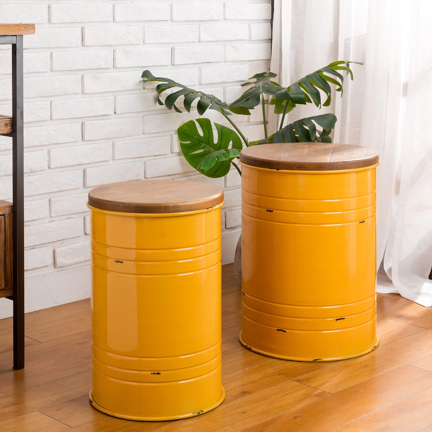 Glitzhome Rustic End Table Set of 2, Farmhouse Galvanized Metal Barrel Ottoman Storage Stool with Round Wood Lid for Living Room Furniture, Yellow