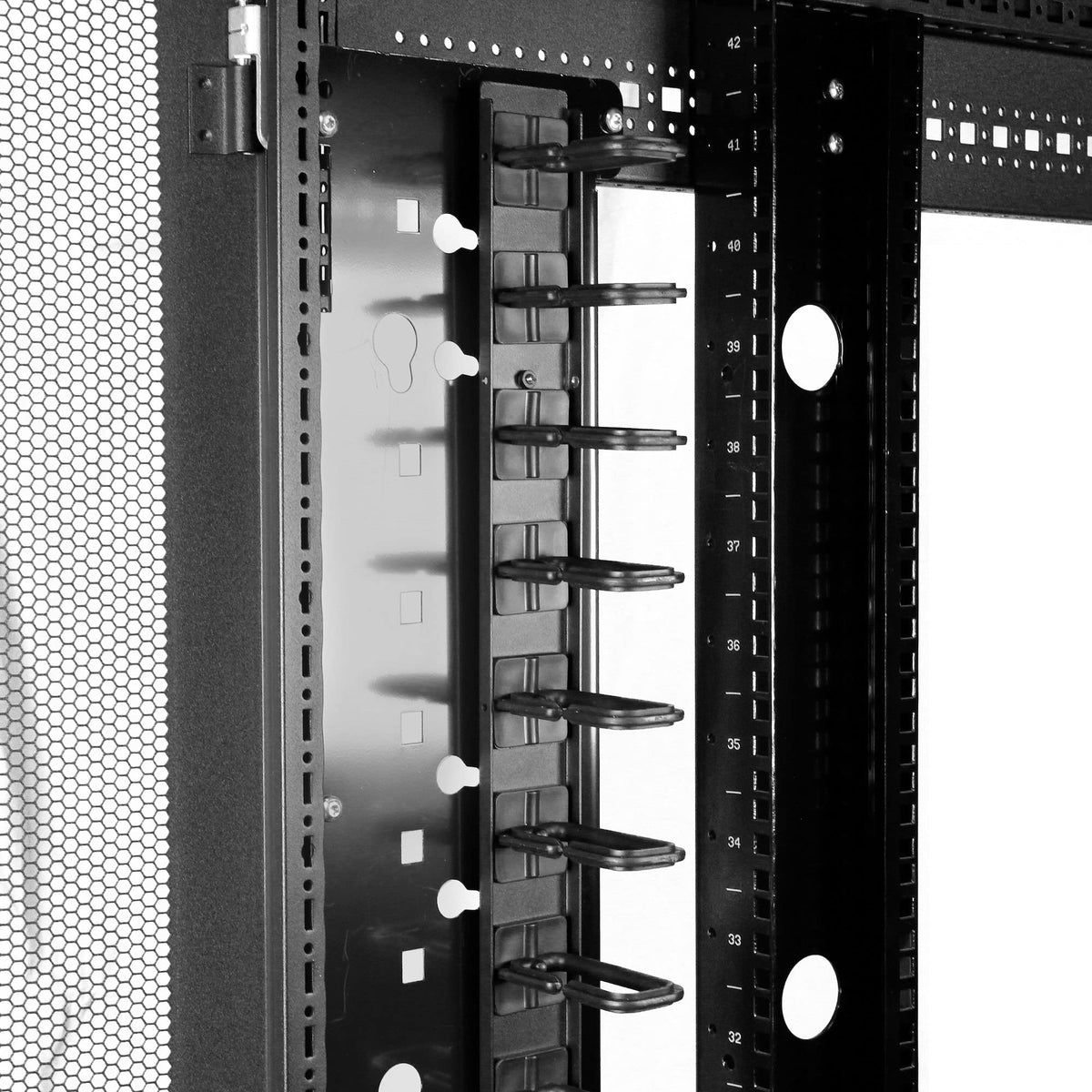 StarTech.com Vertical 0U Server Rack Cable Management w/ D-Ring Hooks - 20U Network Rack Cord Manager Panel - 3ft Wire Organizer (CMVER20UD)