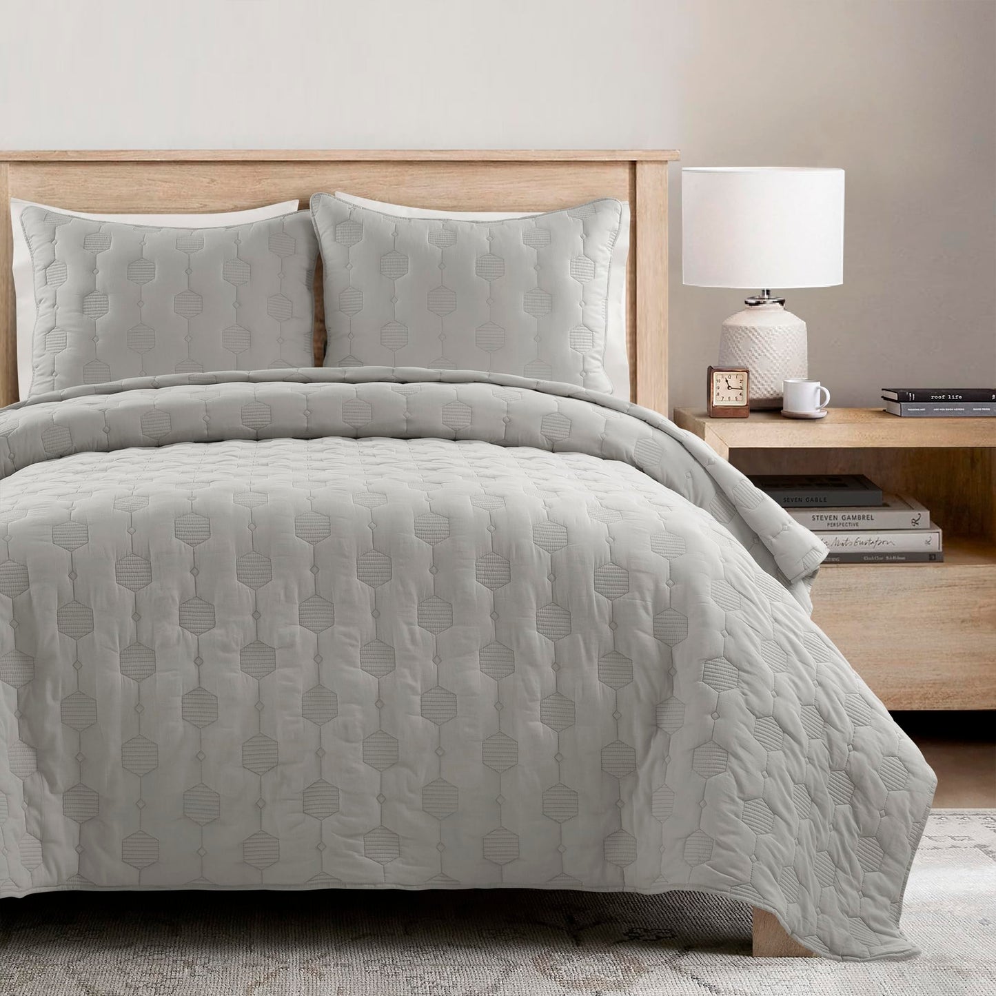 Lush Decor Hexagon Honeycomb Embroidered Textured Cotton Quilt Gray 3 Piece Set King/California King - Soft Lightweight Modern 3 Piece Bedding Set