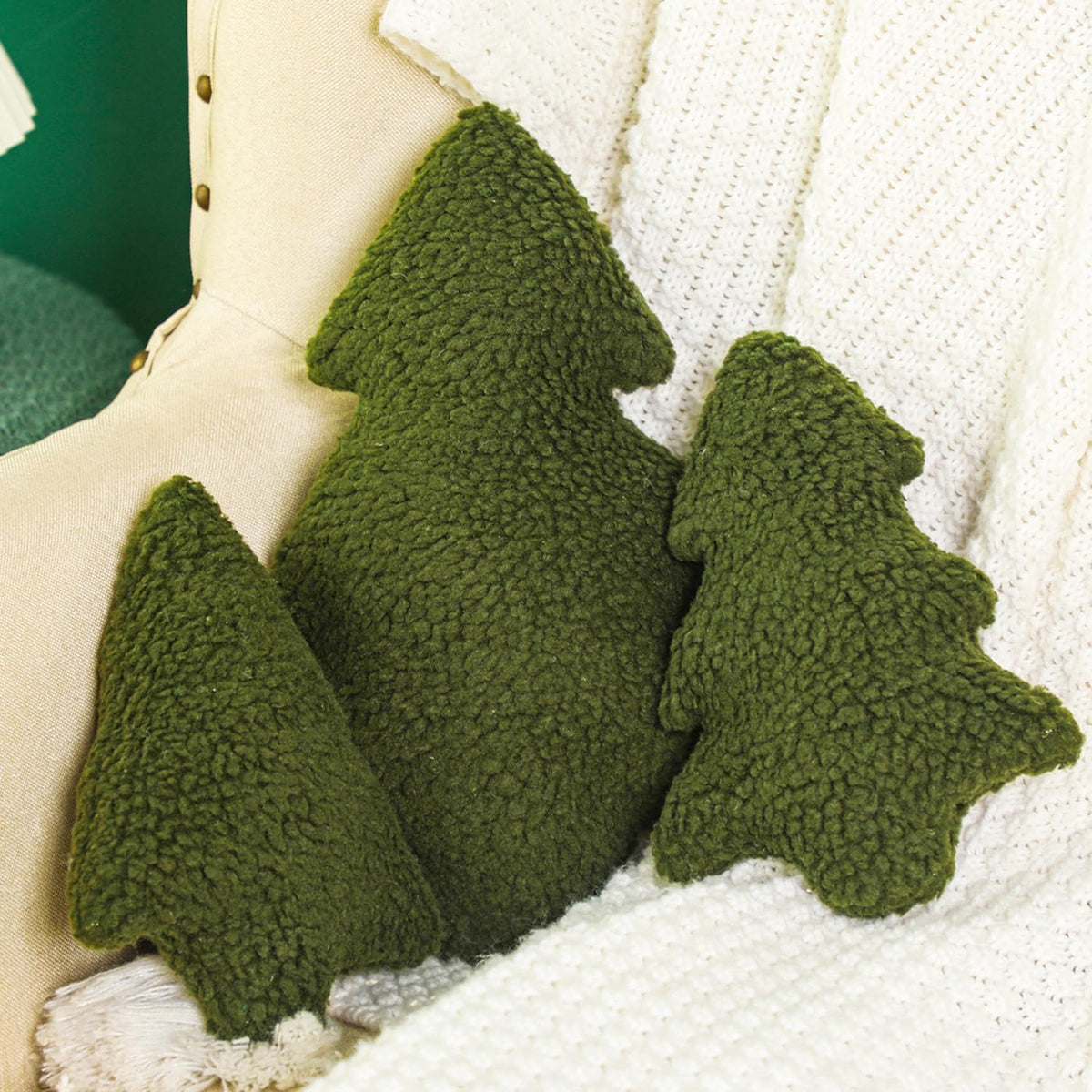 Shappy 3 Pcs Christmas Tree Throw Pillows Xmas Tree Shaped Plush Pillow Stuffed Christmas Decor for Party Home Sofa Cushion Bed Decorations