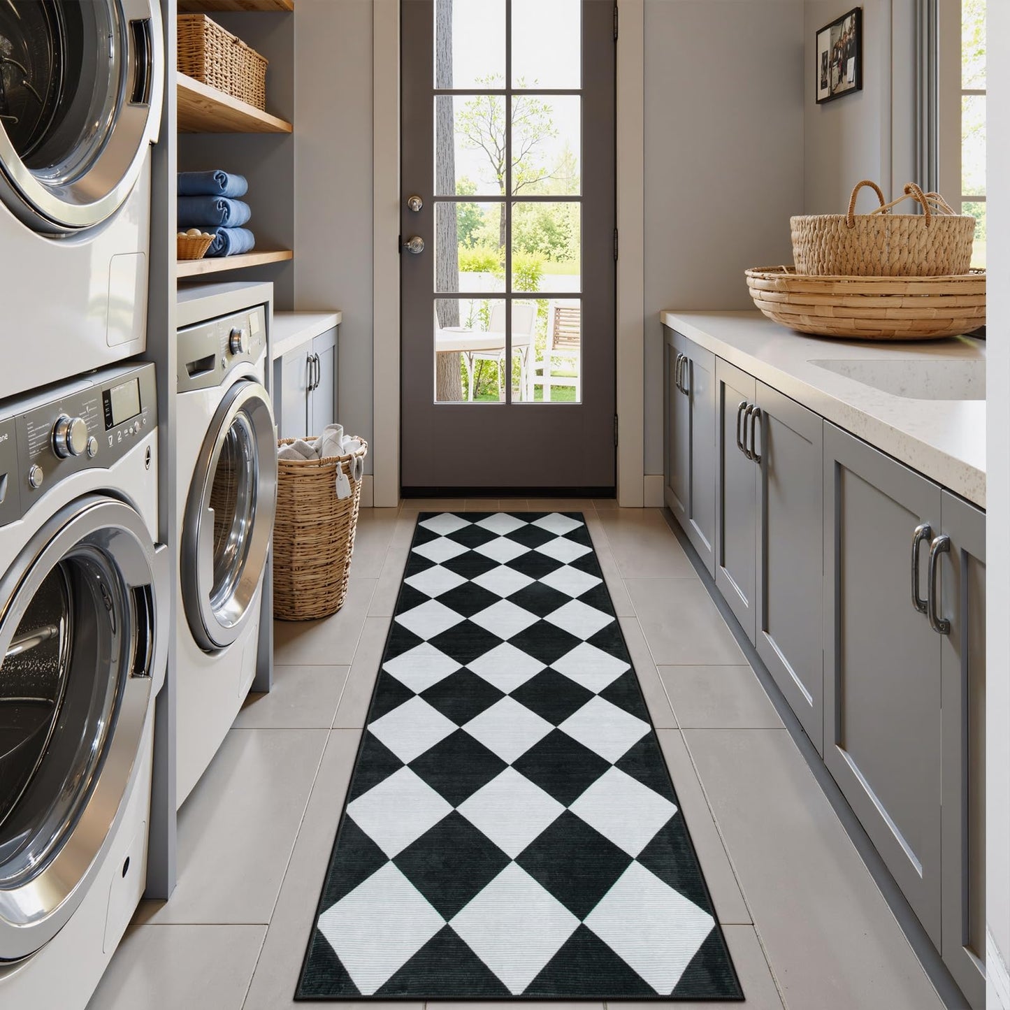 Beeiva Checkered Print Black Bathroom Runner Rug 2x6, Washable Ultra Thin Non Slip Laundry Room Rug Moroccan Stain Resistant Kitchen Runner, Modern Trellis Carpet for Hallway Bedroom Entryway Decor