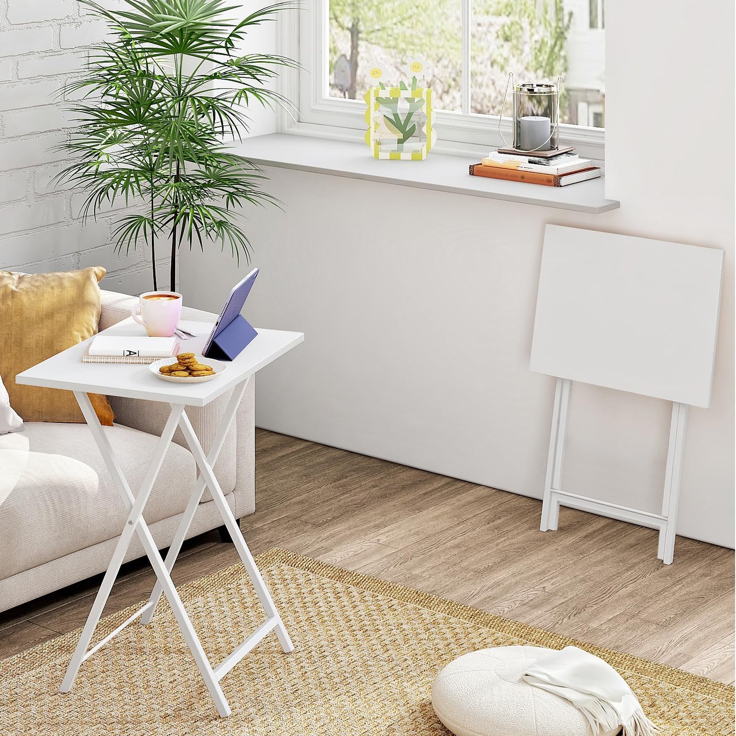 HOOBRO Folding TV Tray Tables, Set of 2 Side Table for Small Space, Industrial Snack Tables for Eating at Couch, Stable Metal Frame, Easy Assembly, Space Saving, White WW25BZ01N1