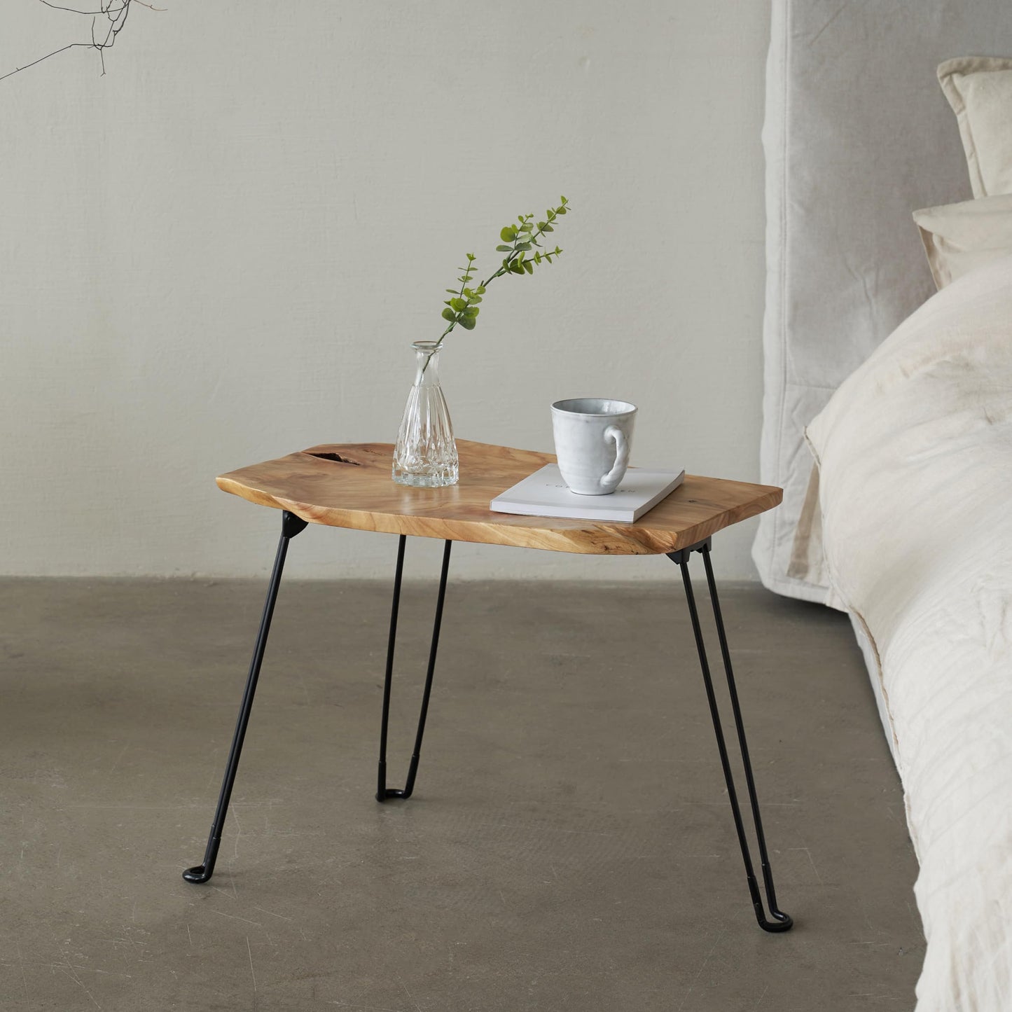 [PJ Collection] Live Edge Coffee Table, Small Coffee Table, Foldable Lightweight Side Table, Natural Wood Coffee Table, Live Edge Table, Handcrafted, No Assembly Needed