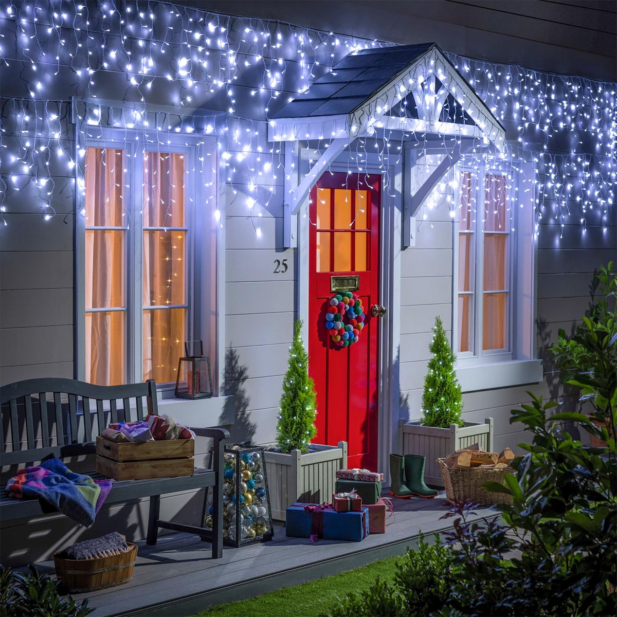 Icicle lights Outdoor - 33ft Christmas Lights with 400LED 75 Drops 8 Modes, Plug in Curtain String Lights Waterproof for Holiday Wedding Party Home Garden Bedroom Indoor Outdoor Decoration, Cool White