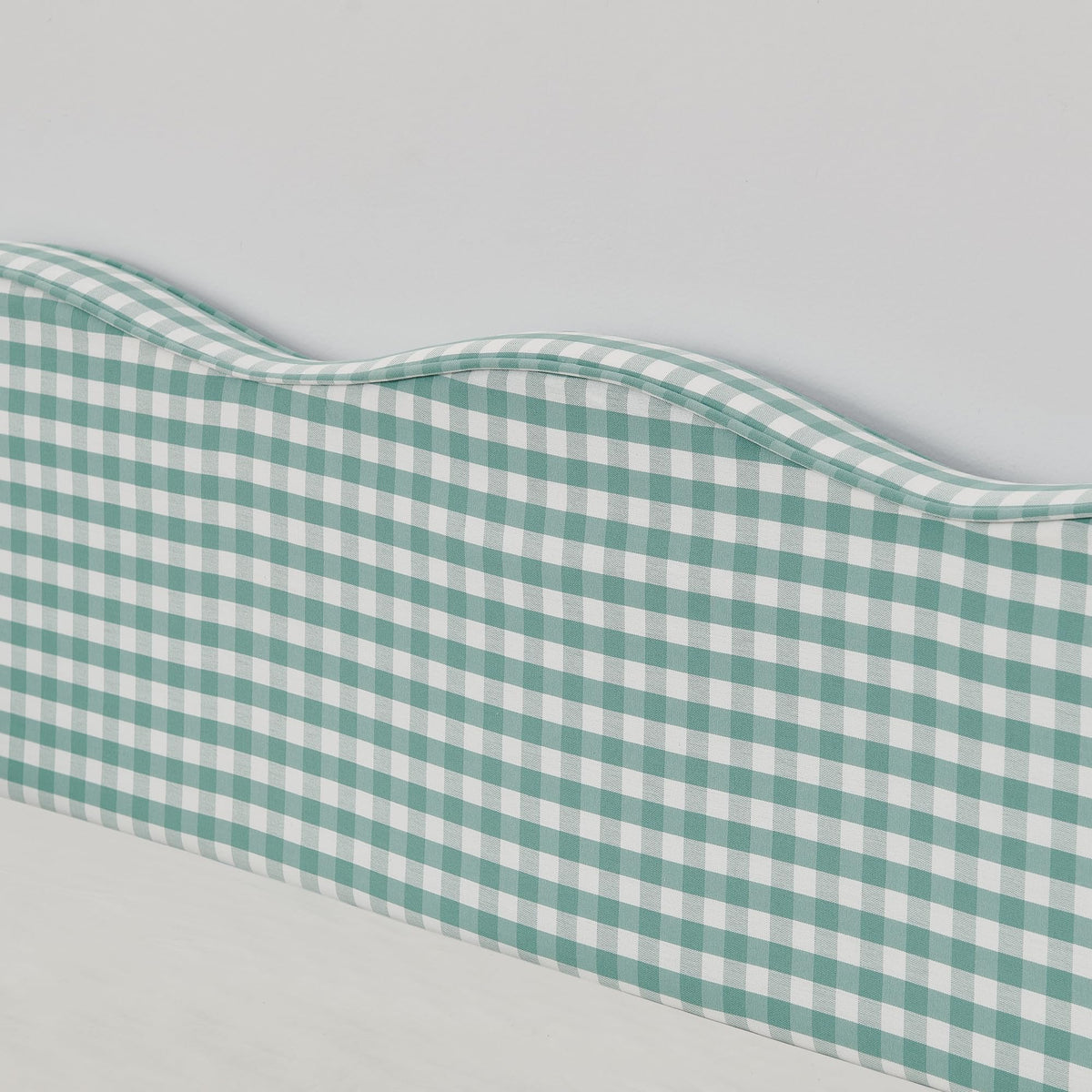 KEIKI Twin Size Upholstered Gingham Daybed with Trundle, Twin to King Design Adorable Wave Shaped Extendable Sofa Bed, Easy Assembly, No Box Spring Required, for Living Room & Bedroom, Cyan