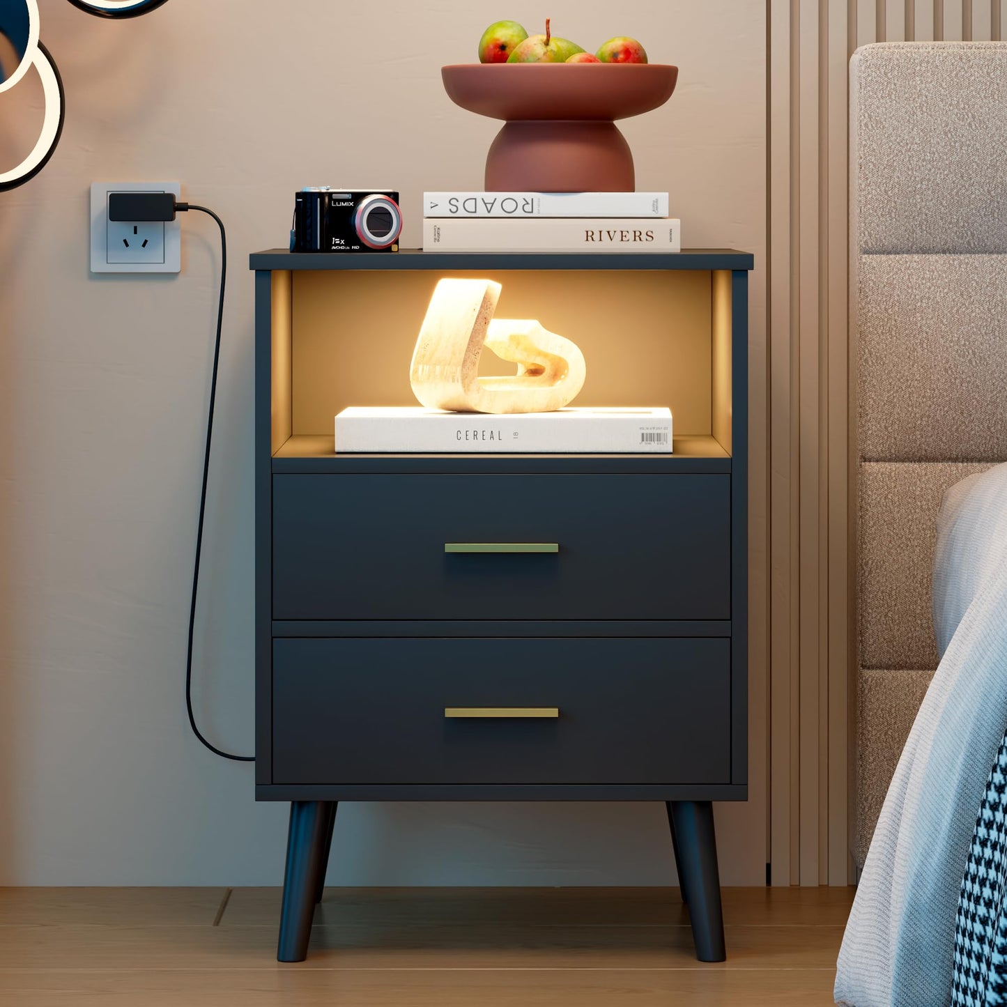 LVSOMT Nightstands Set of 2, Black Nightstand with Charging Station and USB Ports, Bed Side Table/Night Stand with 2 Drawers, Modern Night Stands for Bedroom