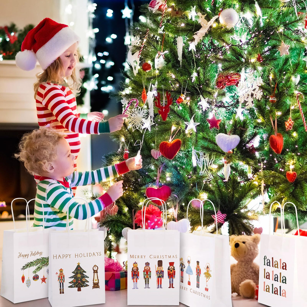 AnyDesign 18Pcs Nutcracker Gift Bags with Handle Watercolor Nutcracker Paper Bag Christmas Paper Gift Bags Xmas Treat Candy Goodie Bag for Xmas Party Favor Wedding Birthday, 5.9 x 8.3 x 3.1 Inch