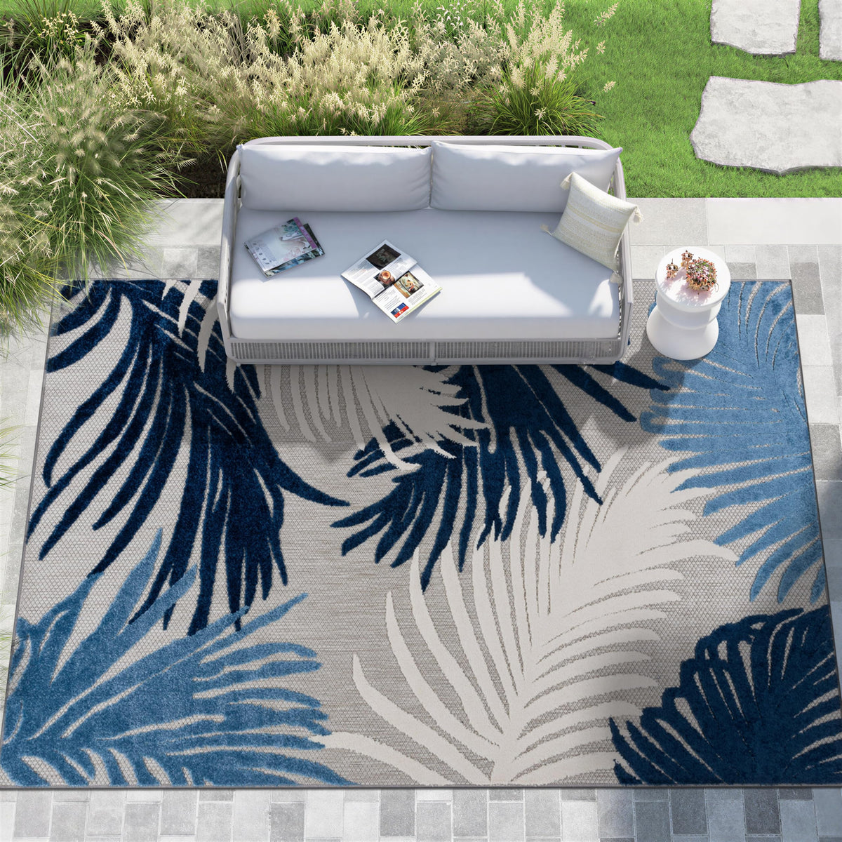 Rugshop Navy Lucca Contemporary Floral Indoor/Outdoor Area Rug Durable Polypropylene, Weather Resistant, Easy to Clean for Backyard, Deck and Outdoor Lounge 10' x 14'