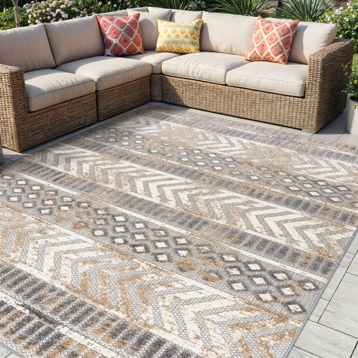 Rugshop Distressed Geometric Indoor/Outdoor Beige Area Rug Modern Tribal Stripe, Durable Stain Resistant Perfect for Patio, Backyard, Deck and Outdoor Lounge 5' x 7'