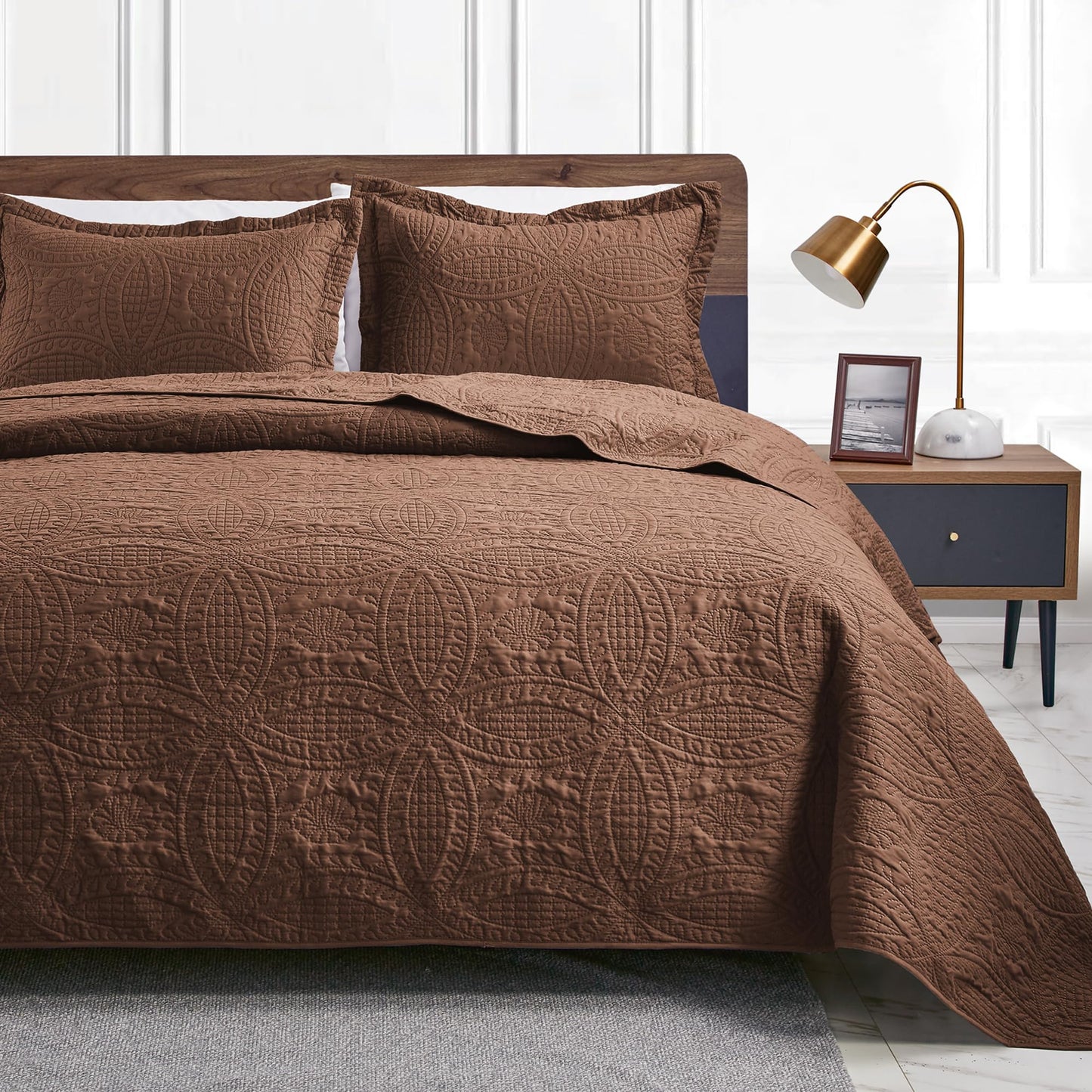 Love's cabin Quilts for Queen Bed Brown Bedspreads Bedding Set - Lightweight Bedspread Comforter - Coin Pattern Bedding Coverlet for All Season - 3 Pieces (1 Quilt, 2 Pillow Shams)