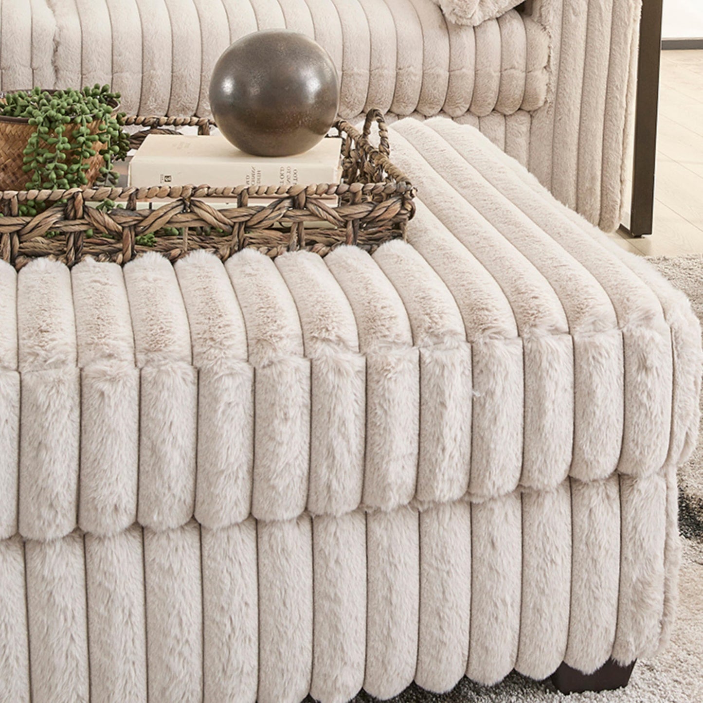Roundhill Furniture Belvoir Accent Cocktail Ottoman, Beige Champagne