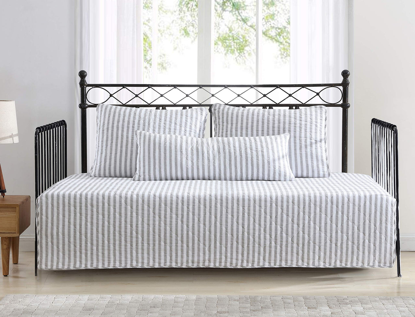 Stone Cottage - Daybed Cover Set with Shams & Breakfast Pillow Cover, Reversible & Lightweight Bedding, Pre-Washed for Extra Softness, Willow Way Grey