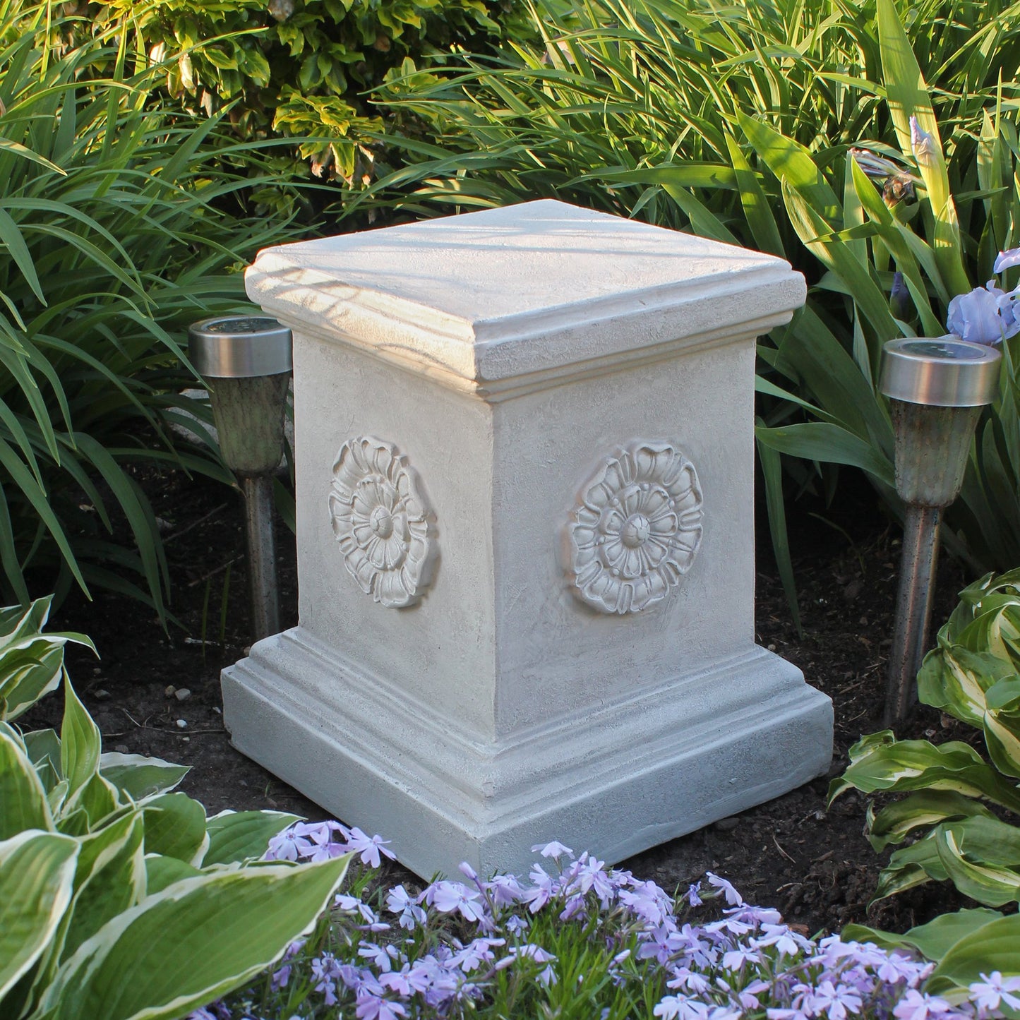 Design Toscano English Rosette Indoor/Outdoor Sculptural Garden Plinth Base Statue Riser, Large 13 Inch Tall, Cast Stone Resin, Antique Stone Finish