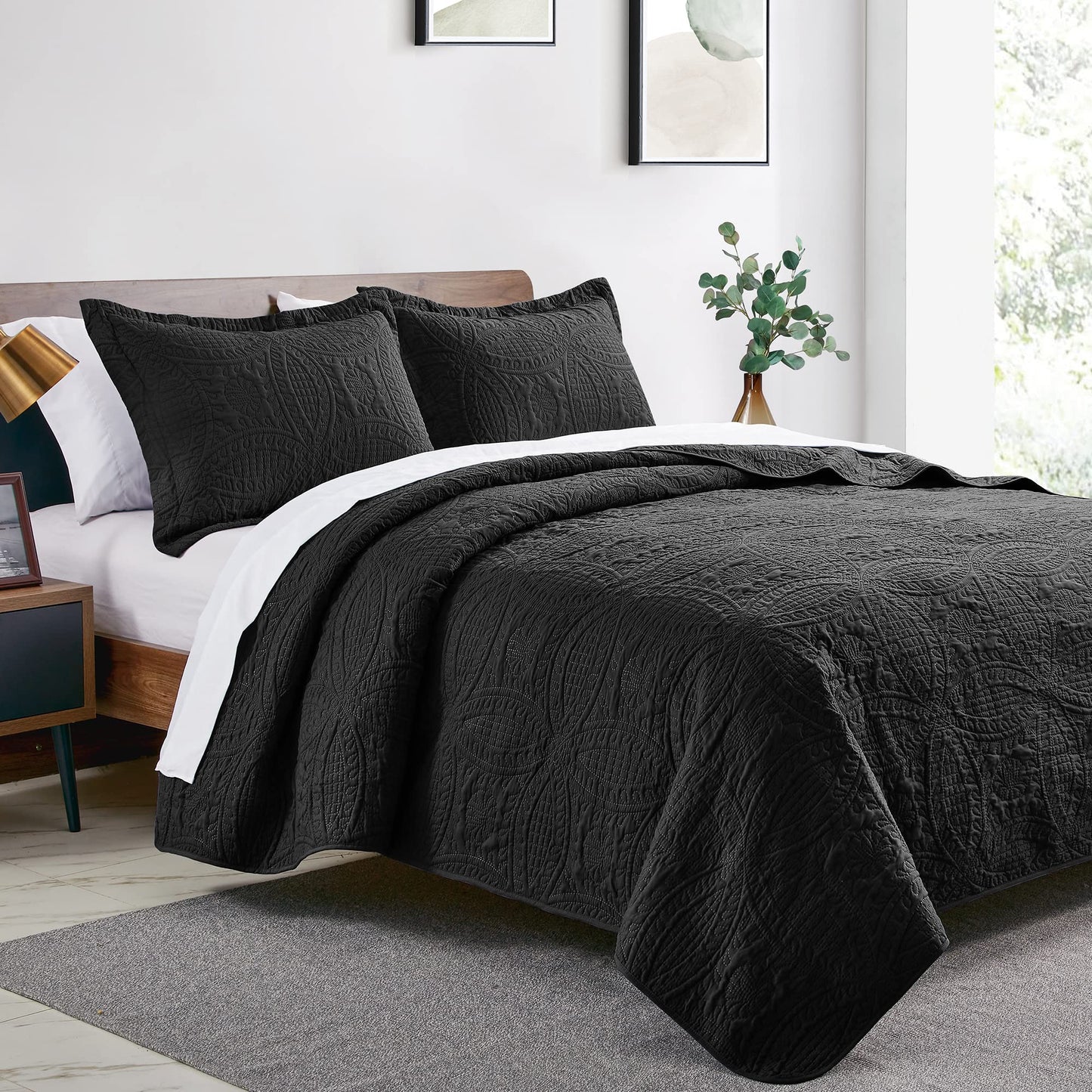 Love's cabin Quilts for Queen Bed Black Bedspreads - Soft Bed Fall Lightweight Bedspread Comforter - Modern Style Coin Pattern Coverlet for All Season - 3 Pieces (1 Quilt, 2 Pillow Shams)
