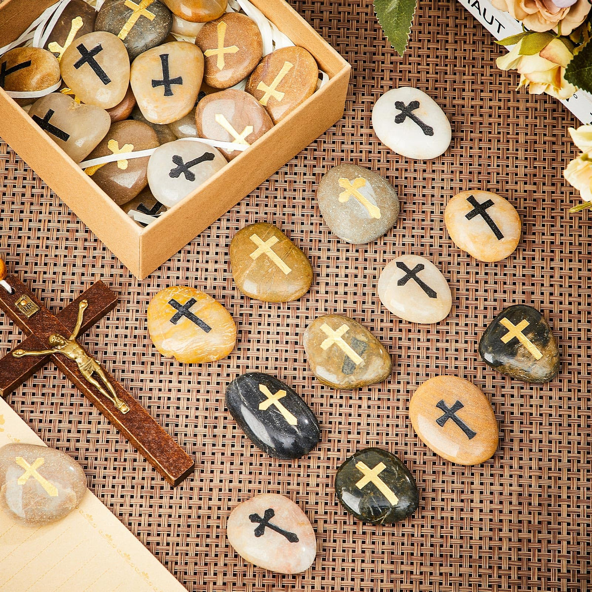 Fabbay 40 Pcs Engraved Cross Worry Stones for Pray Faith, Inspirational Memorial Stones Christian Clinging Cross Rocks for First Communion Mother's Day Religious Gifts 4 Styles, 1-2'' Each