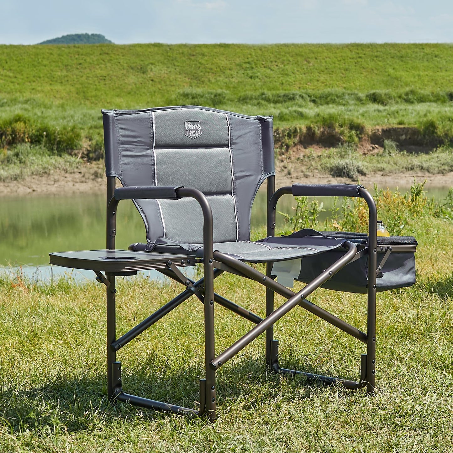 TIMBER RIDGE Lightweight Camping Chair, Portable Laurel Director's Chair with Foldable Side Table, Cooler Bag & Mesh Pocket, Compact Outdoor Folding Lawn Chair, Supports 300lbs, Grey